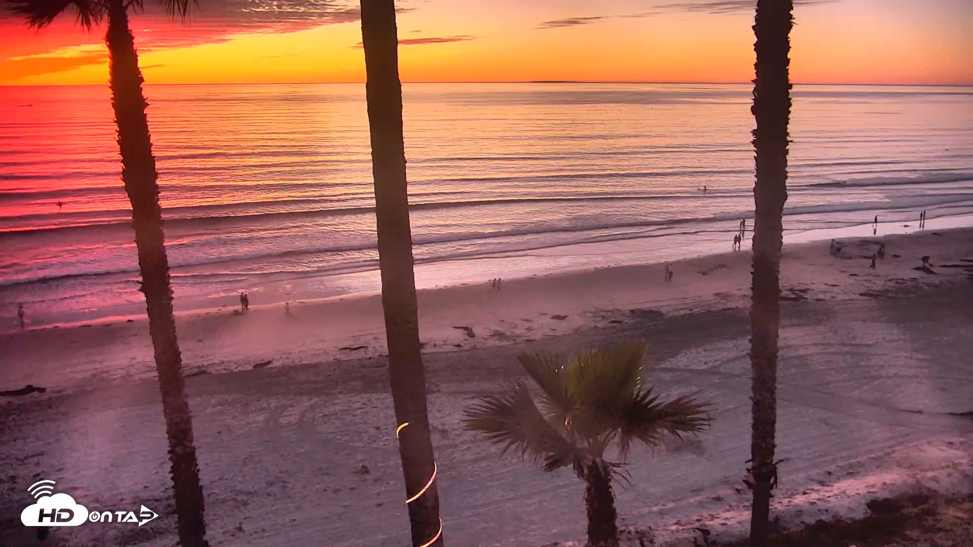 Snapshot of Pacific Beach Live Surf Webcam taken Dec 29, 2025, 5:11pm PST