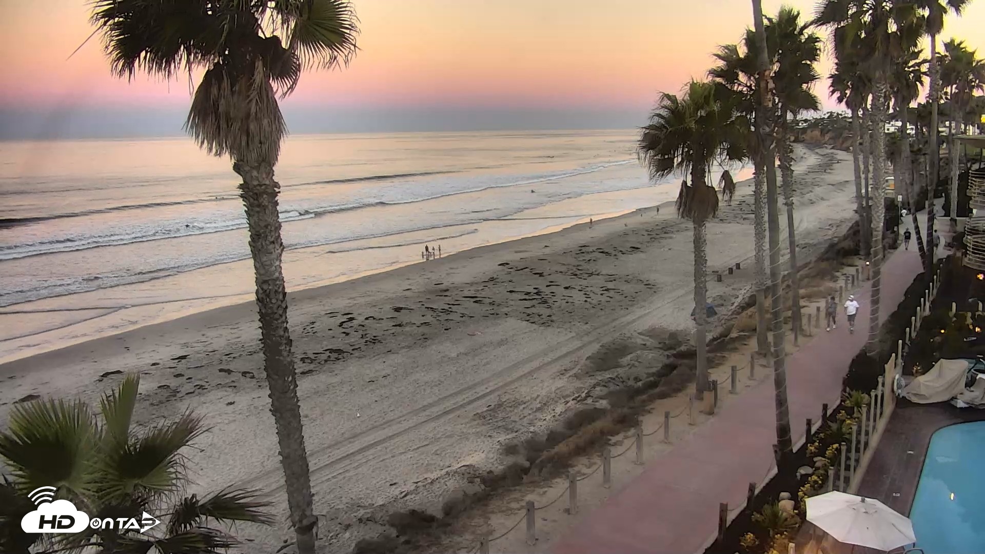 Snapshot of Pacific Beach Live Surf Webcam taken Oct 3, 2026, 6:44am PDT