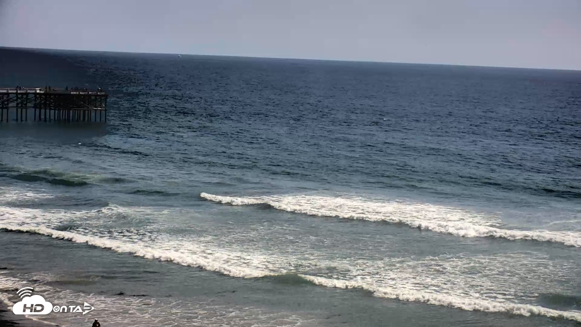 Snapshot of Pacific Beach Live Surf Webcam taken Jun 22, 2026, 3:50pm PDT