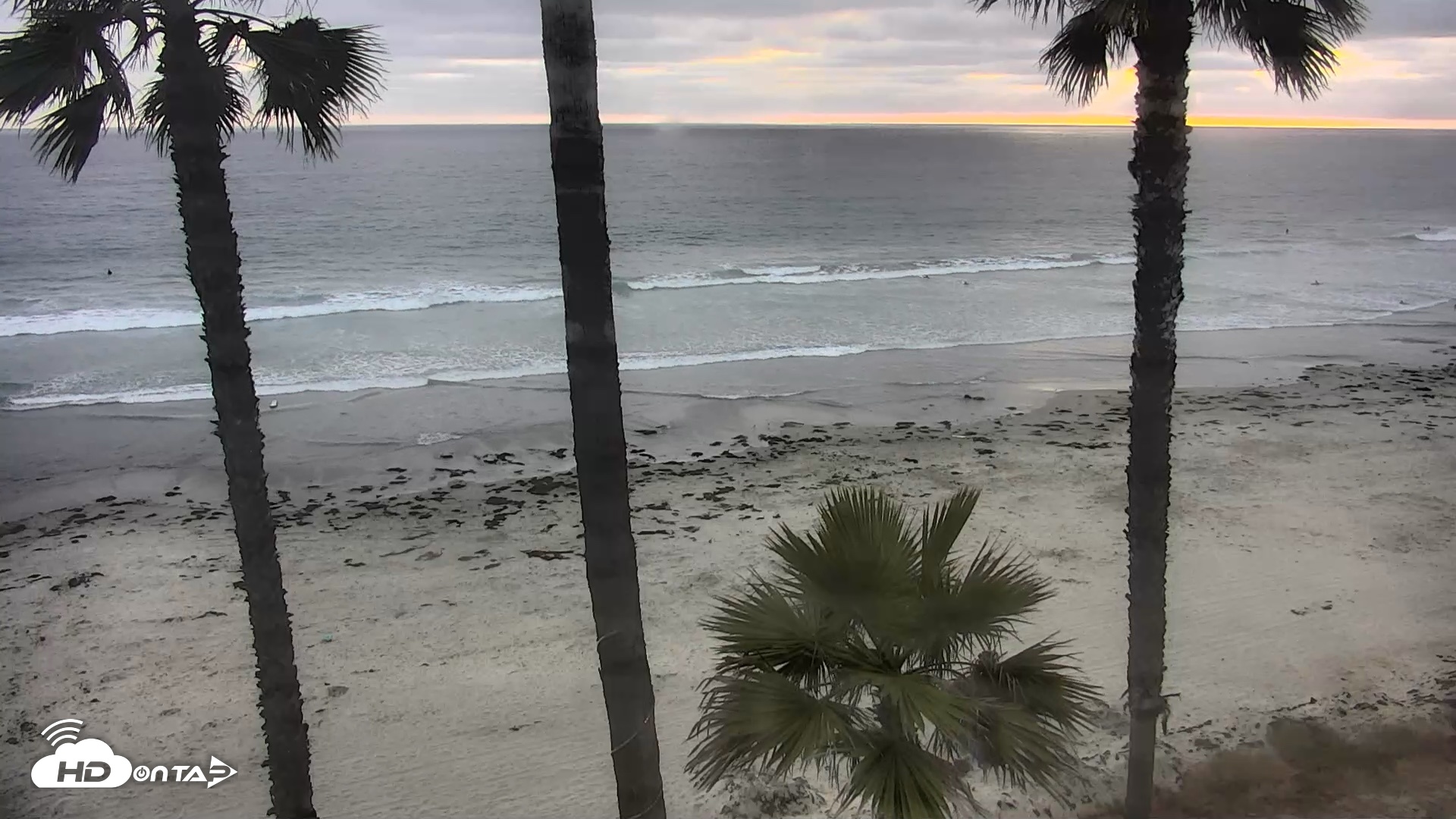 Snapshot of Pacific Beach Live Surf Webcam taken May 23, 2026, 7:19pm PDT