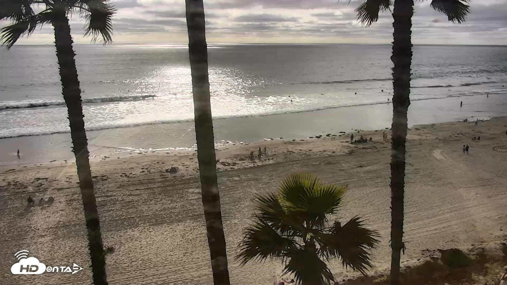 Snapshot of Pacific Beach Live Surf Webcam taken Apr 10, 2026, 4:55pm PDT