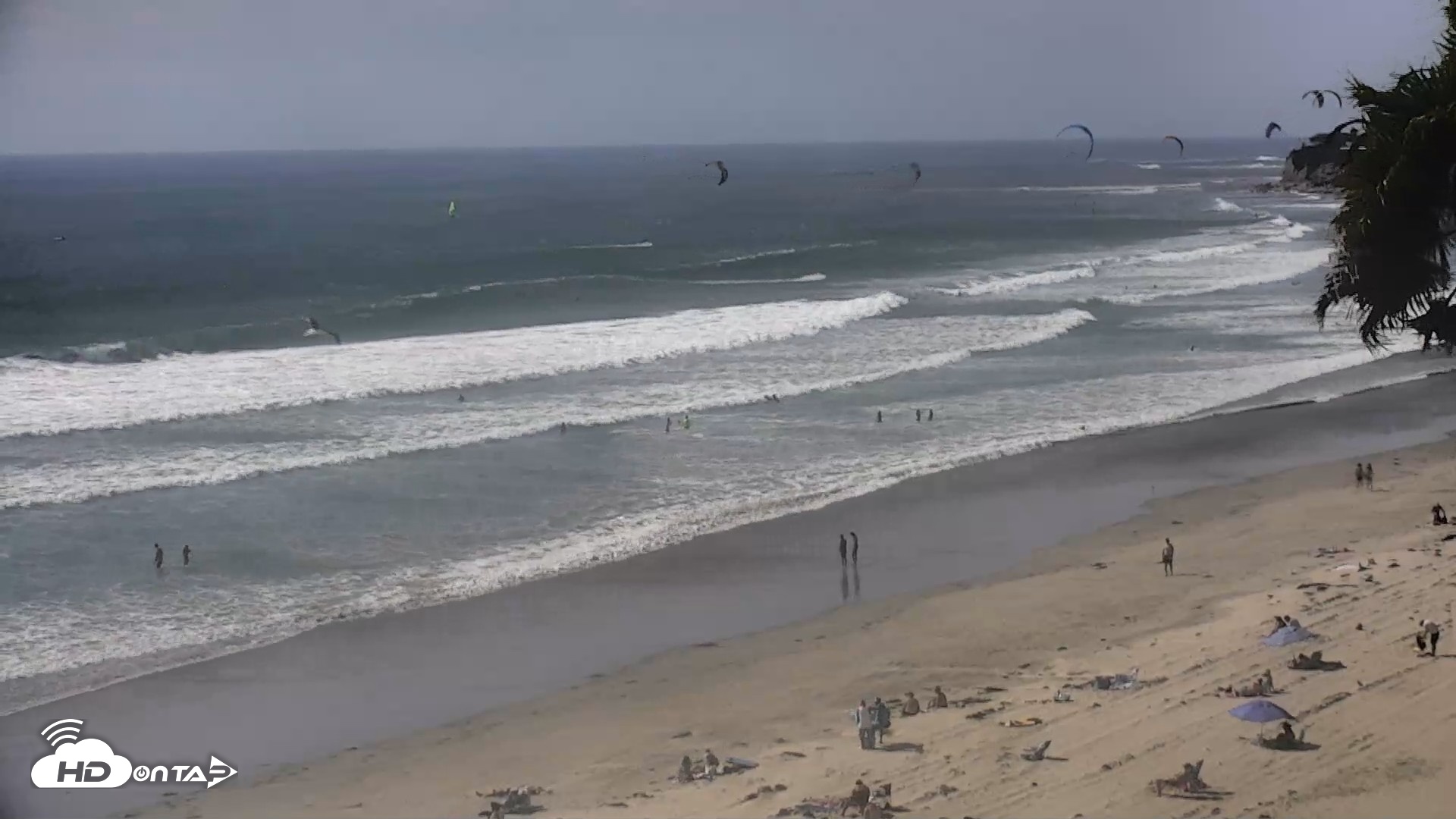 Snapshot of Pacific Beach Live Surf Webcam taken Sep 8, 2026, 3:31pm PDT