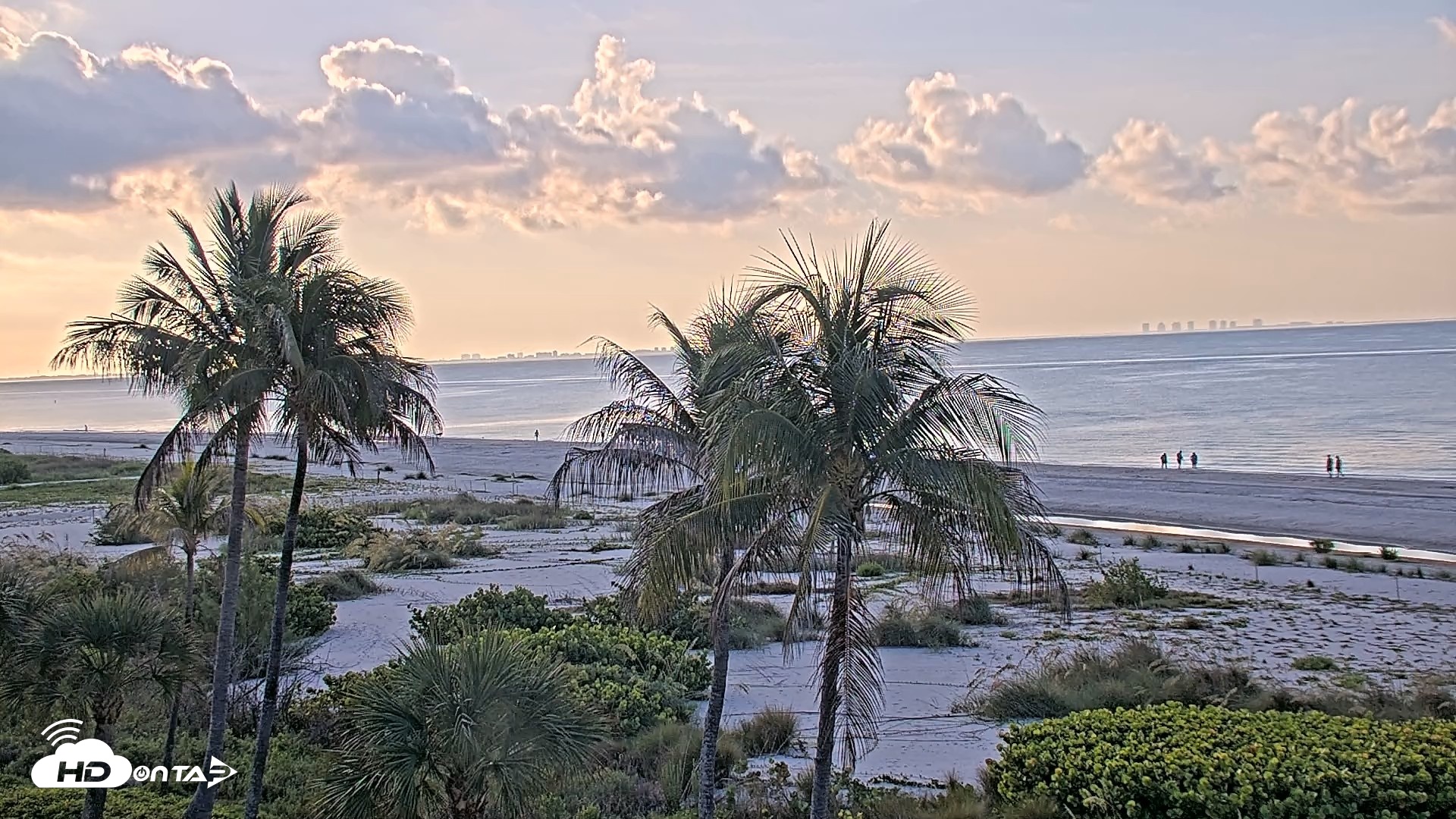 Snapshot of Oceans Reach Sanibel Island Live Cam taken Jun 24, 2026, 7:26am EDT