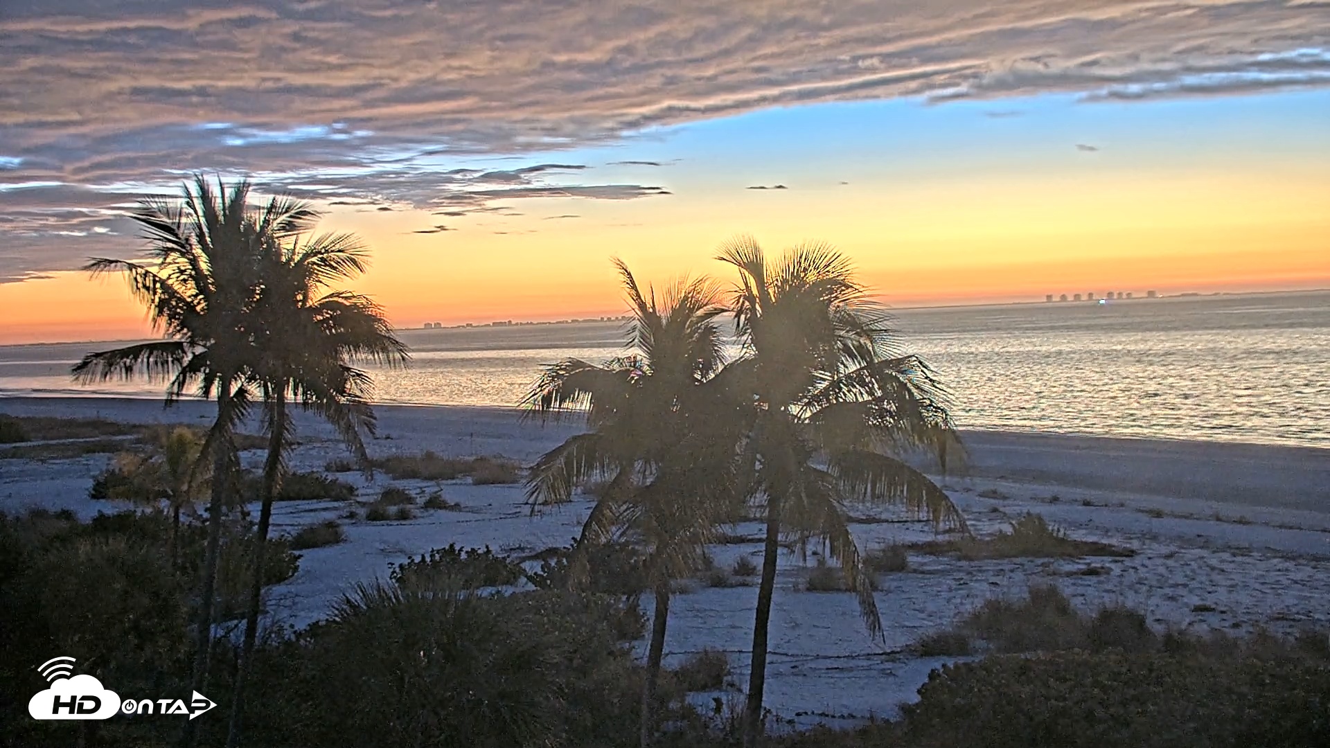 Snapshot of Oceans Reach Sanibel Island Live Cam taken Feb 5, 2026, 6:42am EST