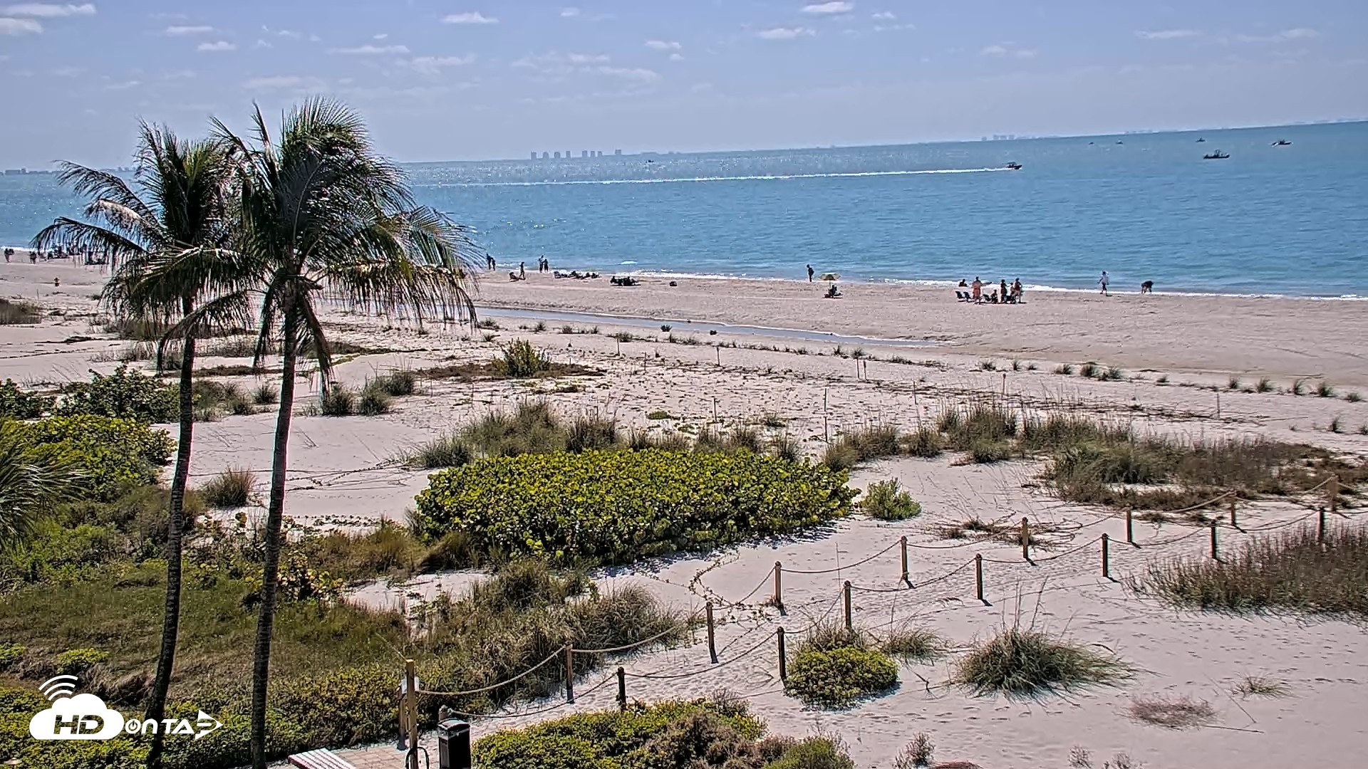 Snapshot of Oceans Reach Sanibel Island Live Cam taken Apr 16, 2026, 10:48am EDT