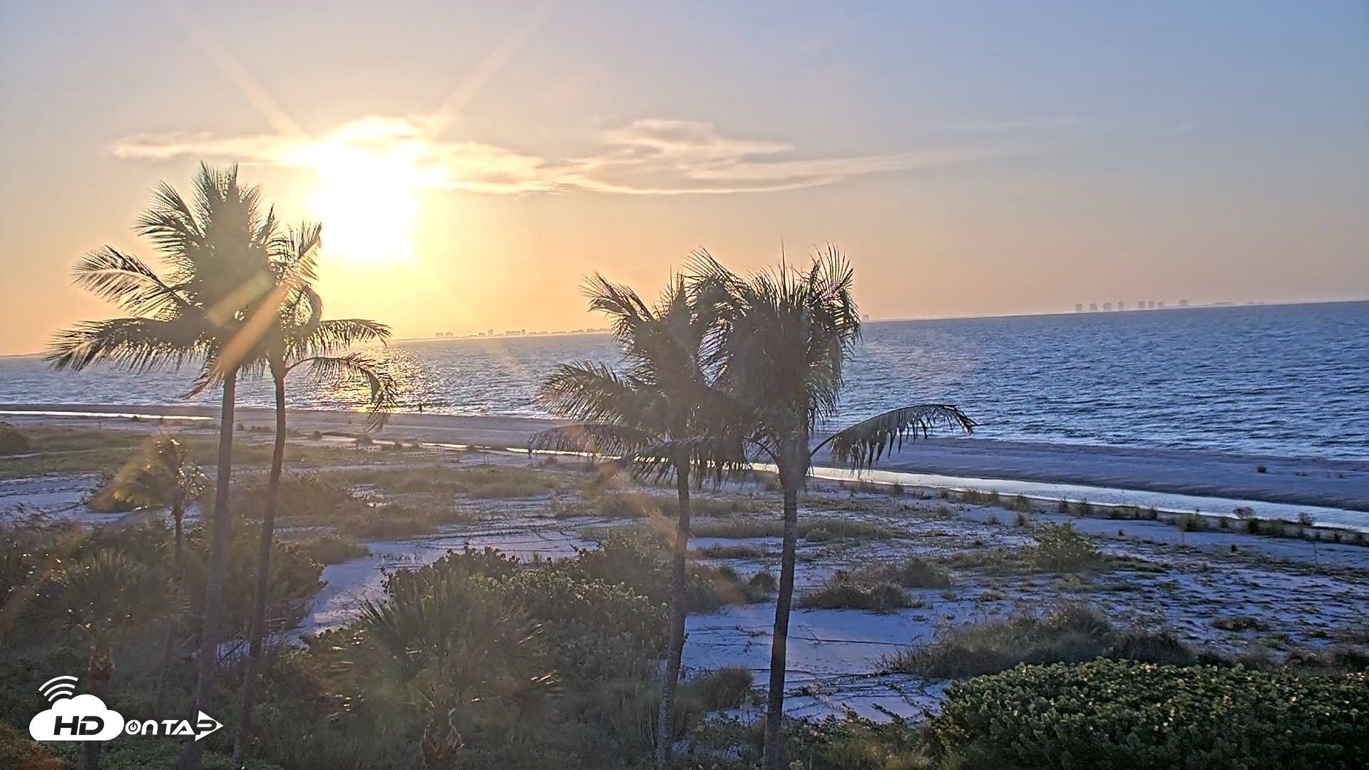 Snapshot of Oceans Reach Sanibel Island Live Cam taken Sep 15, 2026, 7:32am EDT