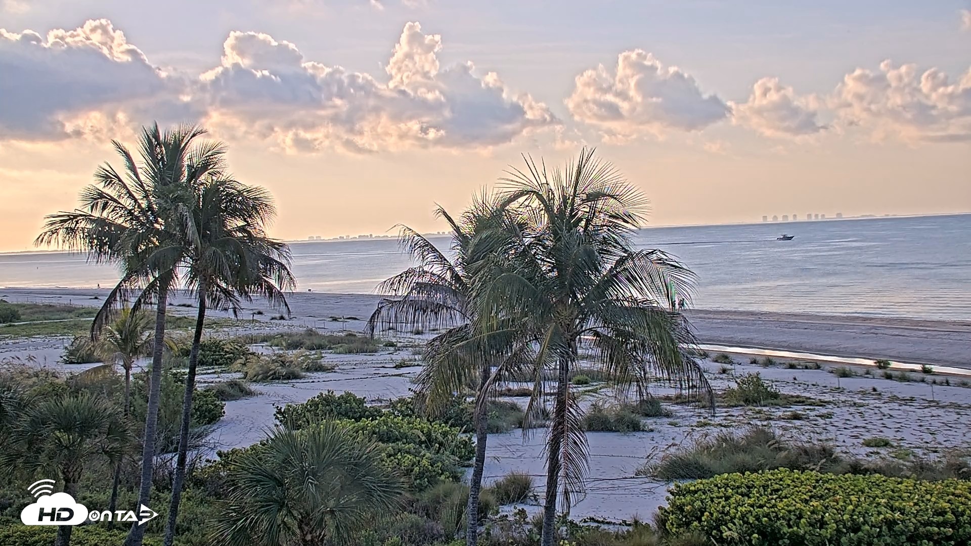 Snapshot of Oceans Reach Sanibel Island Live Cam taken Jun 24, 2026, 7:26am EDT