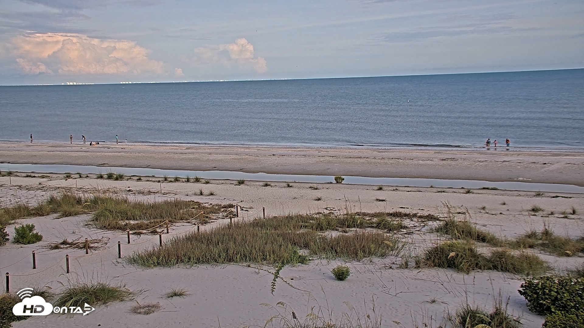 Snapshot of Oceans Reach Sanibel Island Live Cam taken May 29, 2026, 7:05pm EDT