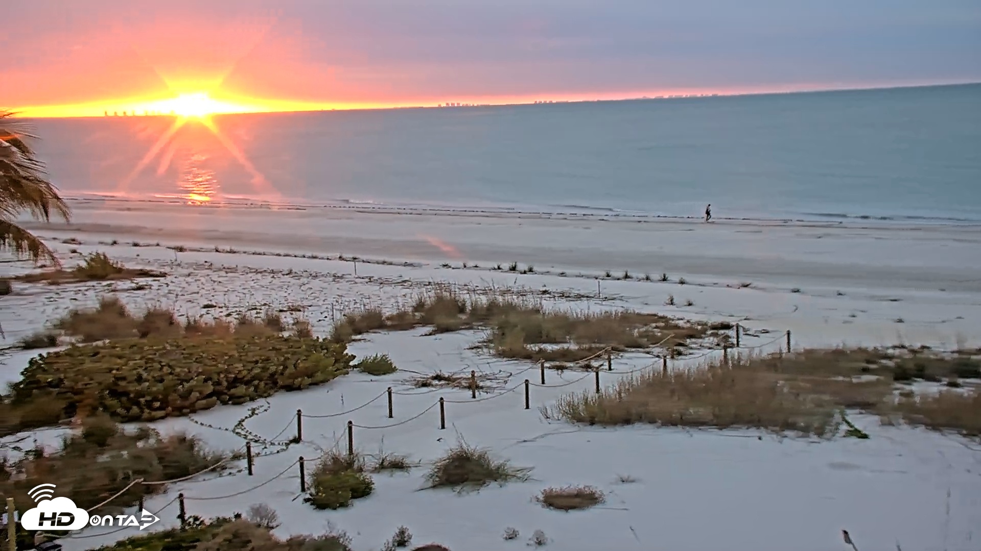Snapshot of Oceans Reach Sanibel Island Live Cam taken Jan 31, 2026, 7:17am EST