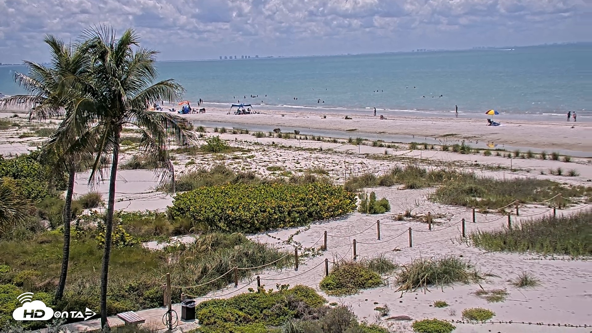 Snapshot of Oceans Reach Sanibel Island Live Cam taken Aug 5, 2026, 12:25pm EDT