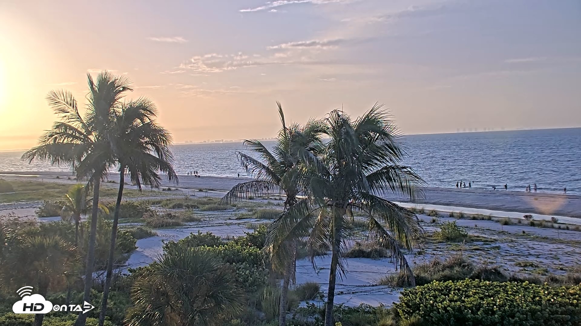 Snapshot of Oceans Reach Sanibel Island Live Cam taken Aug 15, 2026, 7:27am EDT