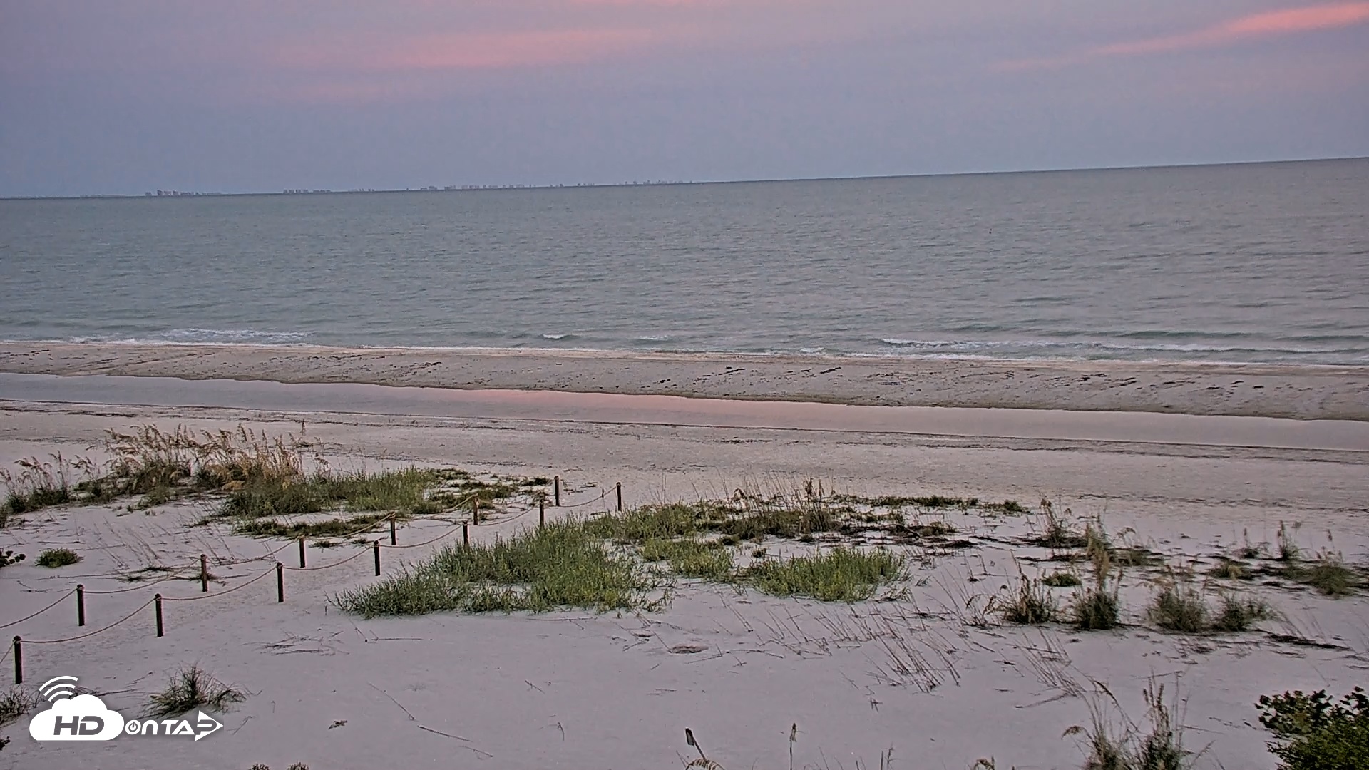Snapshot of Oceans Reach Sanibel Island Live Cam taken Jul 17, 2025, 8:27pm EDT