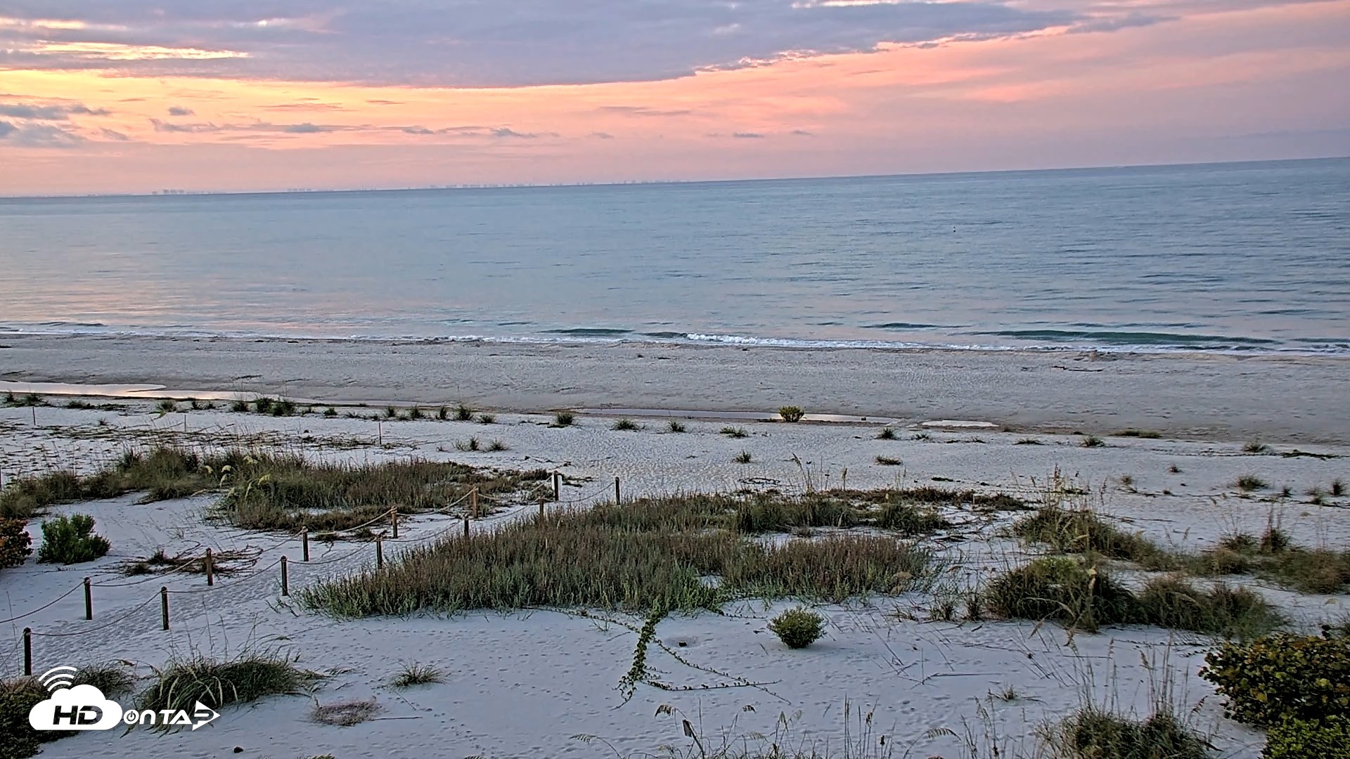 Snapshot of Oceans Reach Sanibel Island Live Cam taken Jun 12, 2026, 6:35am EDT