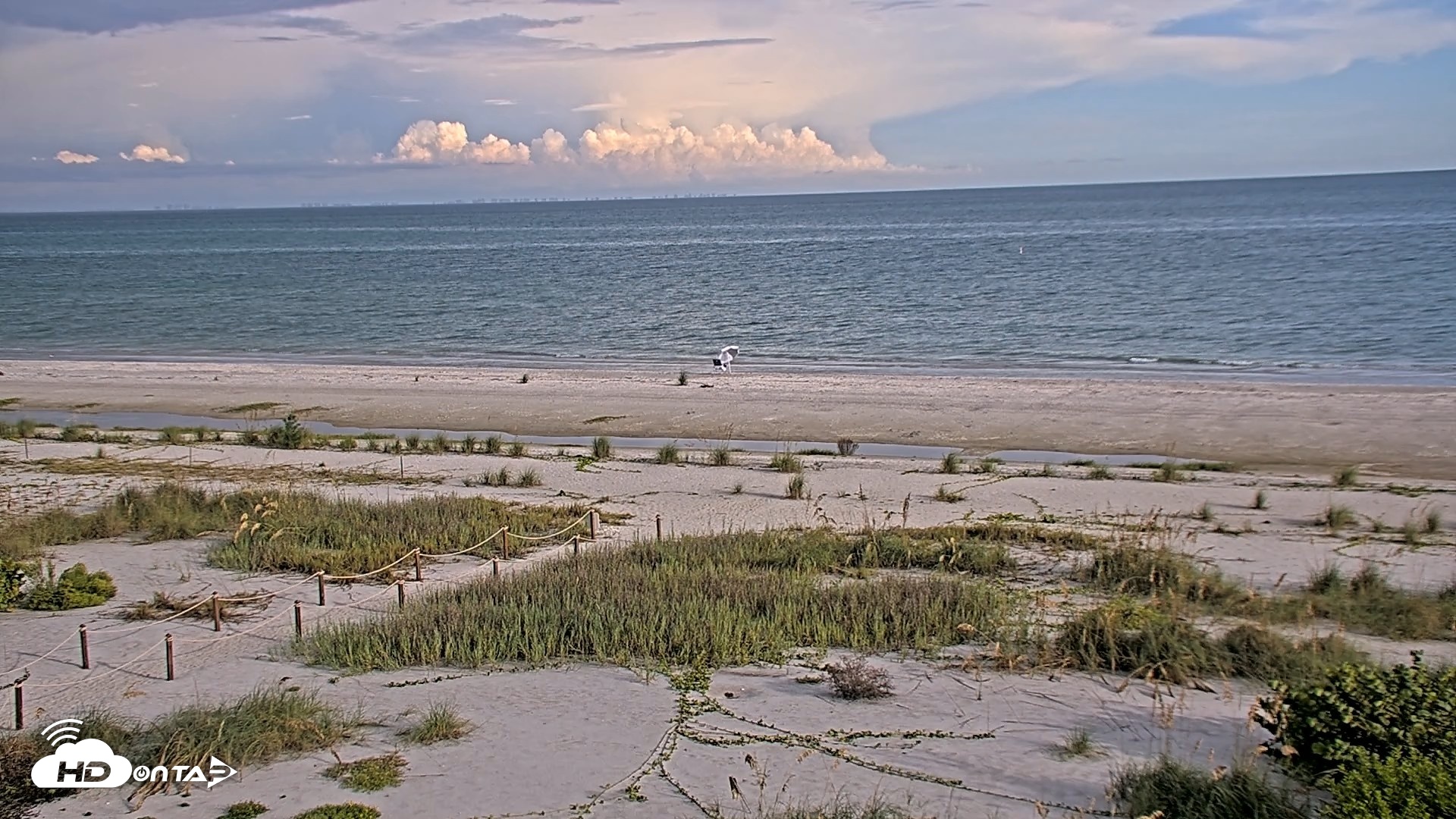 Snapshot of Oceans Reach Sanibel Island Live Cam taken Sep 8, 2026, 6:11pm EDT