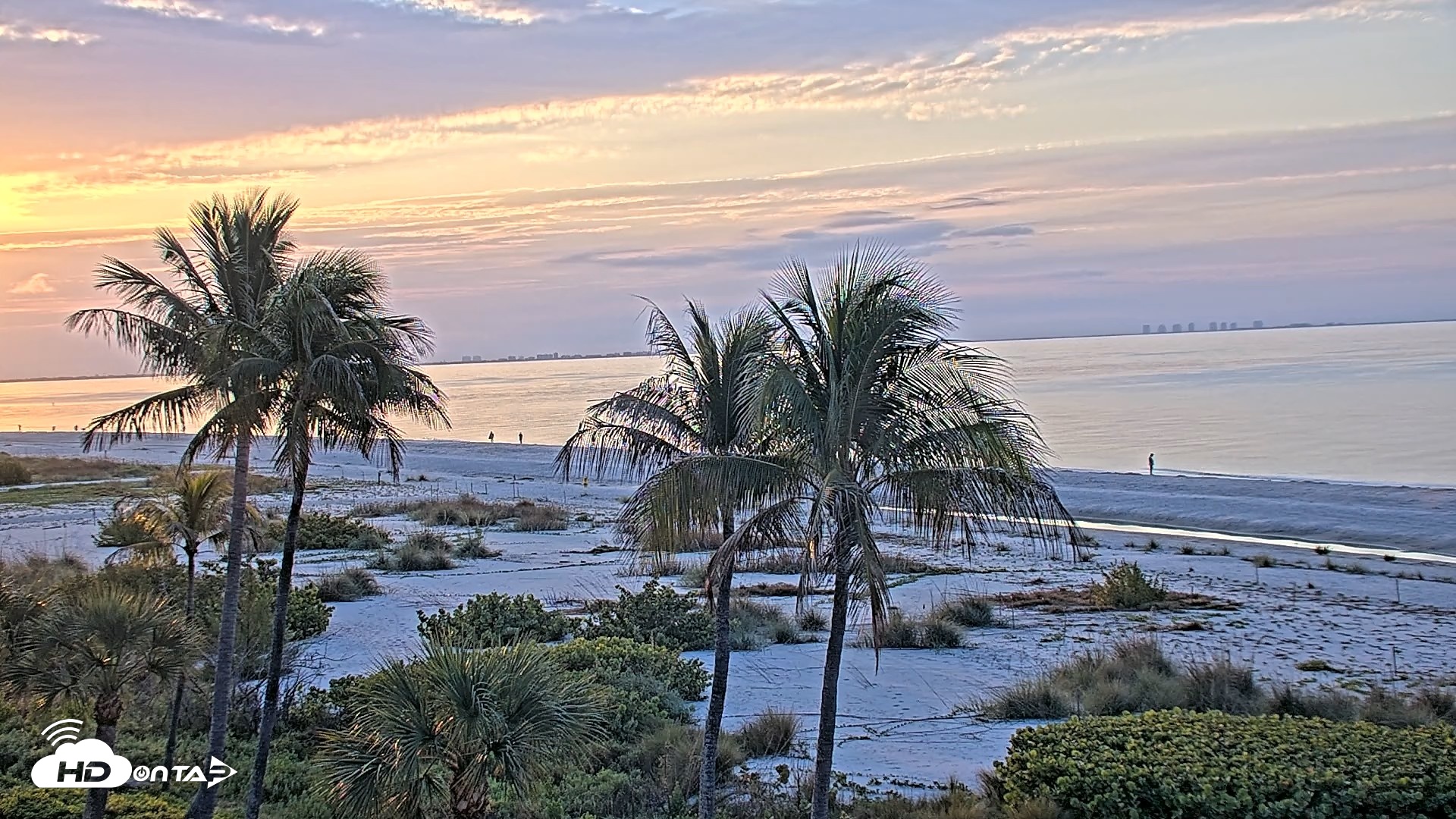 Snapshot of Oceans Reach Sanibel Island Live Cam taken Apr 30, 2026, 7:09am EDT