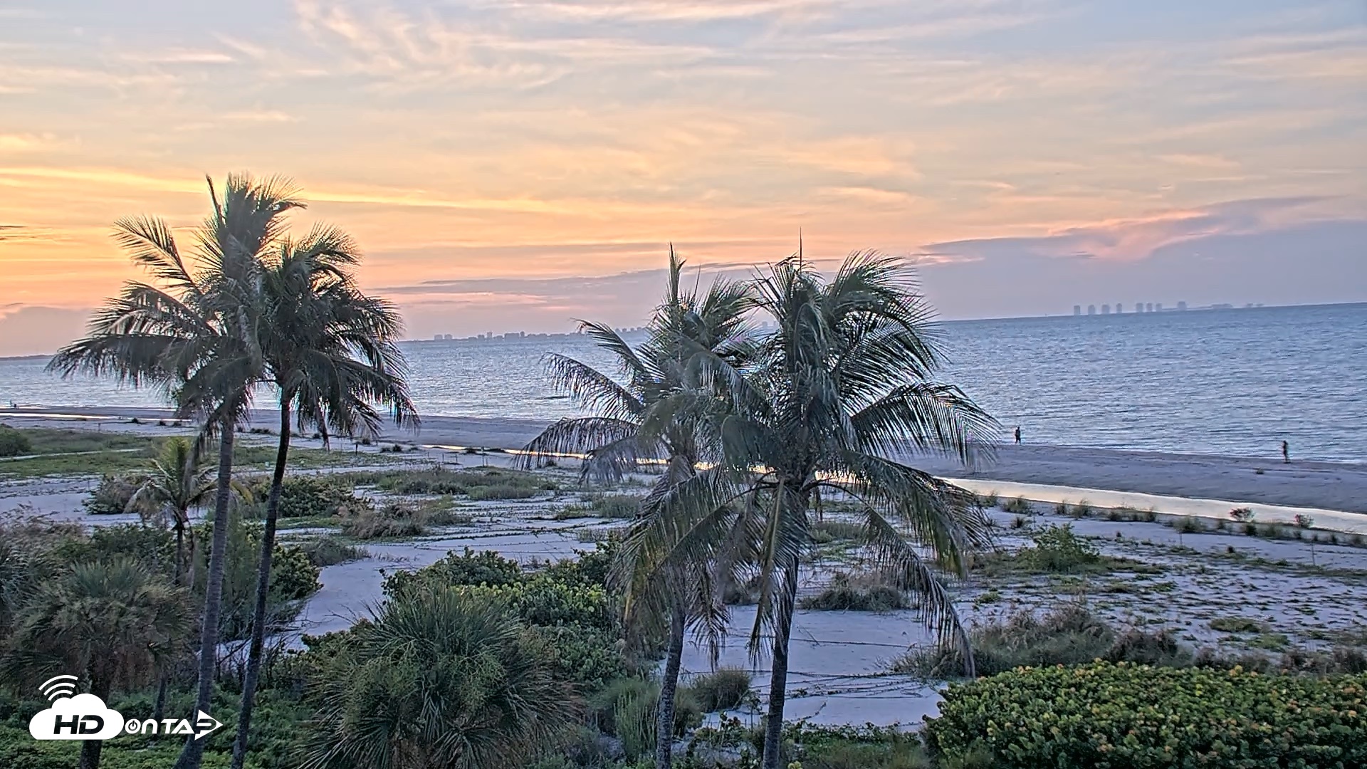 Snapshot of Oceans Reach Sanibel Island Live Cam taken Aug 6, 2026, 6:59am EDT