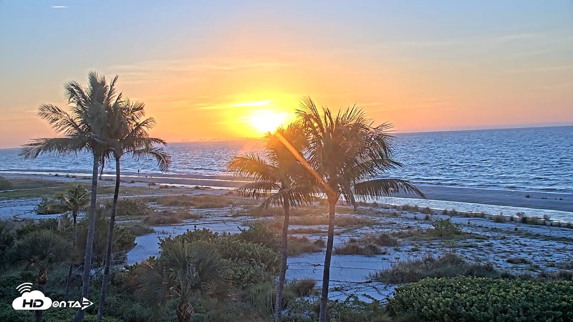 Snapshot of Oceans Reach Sanibel Island Live Cam taken Oct 4, 2026, 7:27am EDT