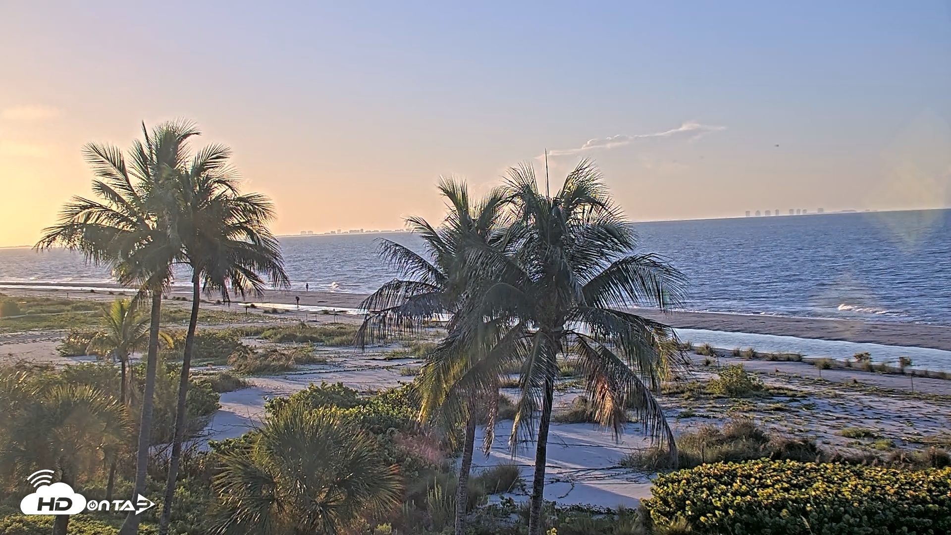 Snapshot of Oceans Reach Sanibel Island Live Cam taken Jul 23, 2026, 7:15am EDT