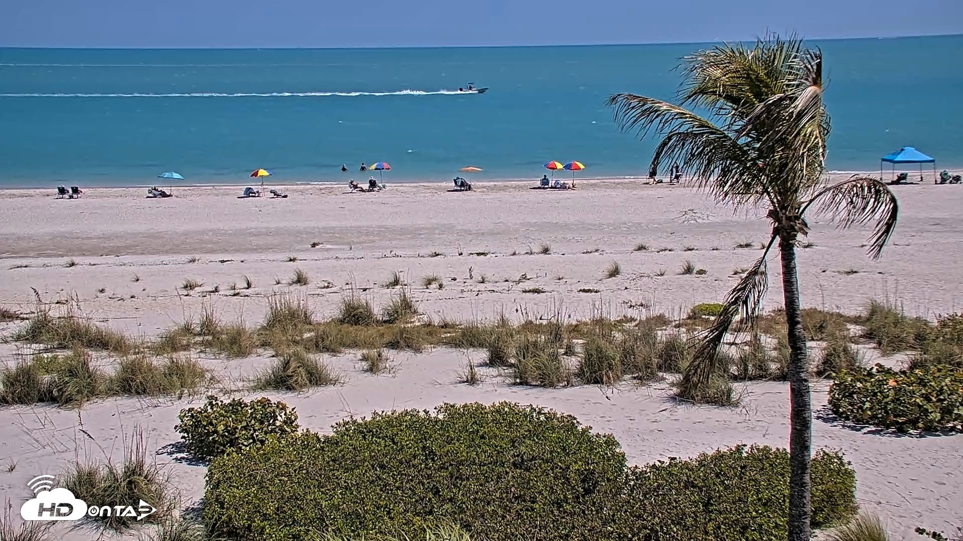 Snapshot of Oceans Reach Sanibel Island Live Cam taken Apr 17, 2026, 3:25pm EDT