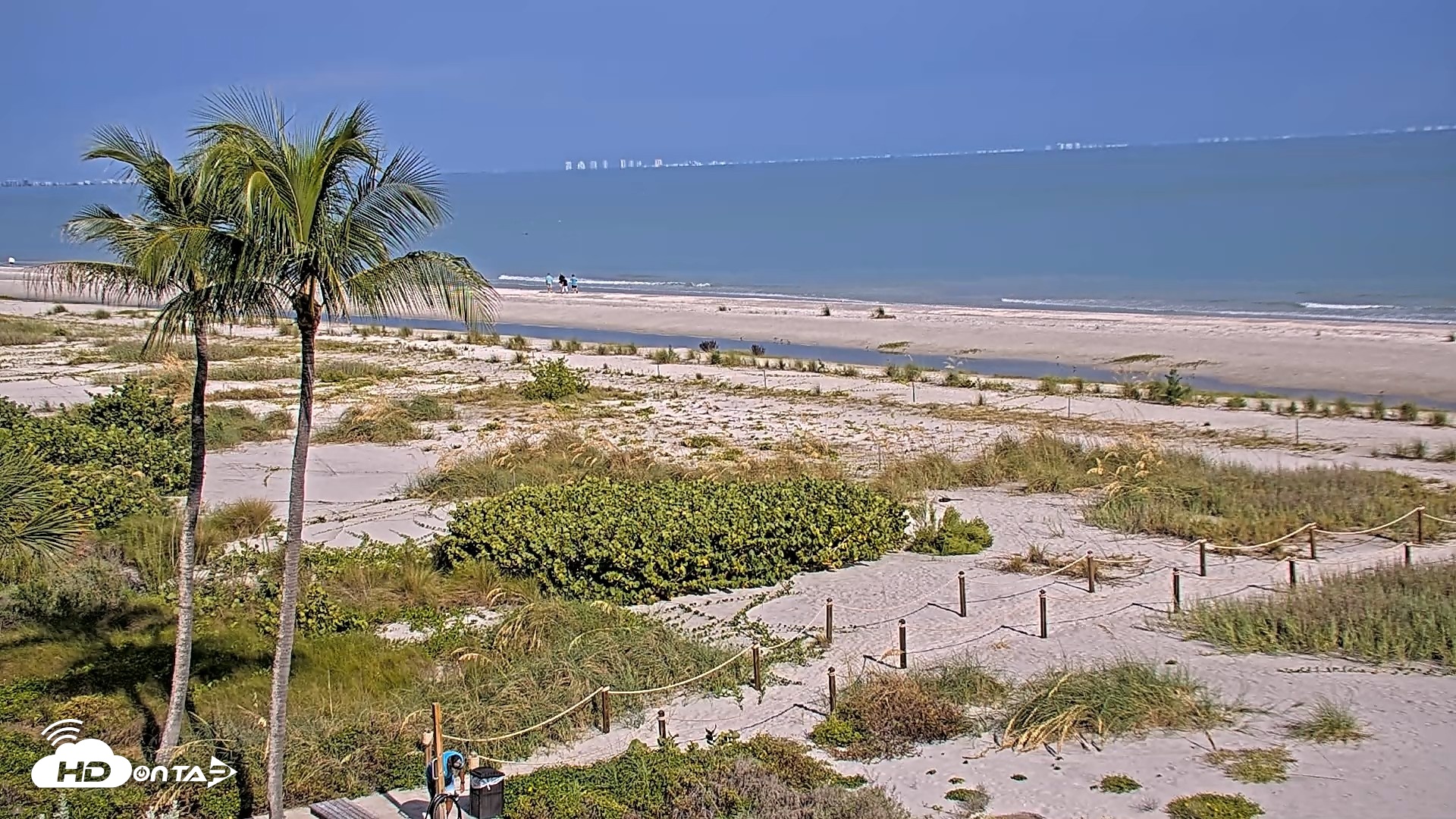 Snapshot of Oceans Reach Sanibel Island Live Cam taken Aug 27, 2026, 5:16pm EDT