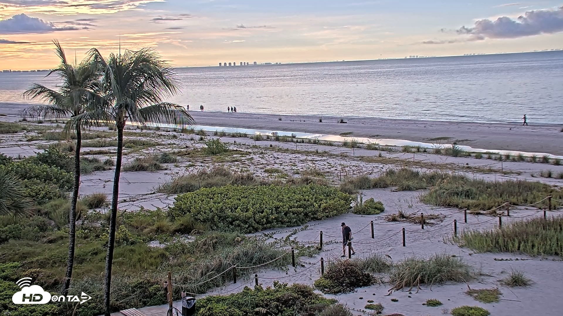 Snapshot of Oceans Reach Sanibel Island Live Cam taken Sep 8, 2026, 7:56am EDT