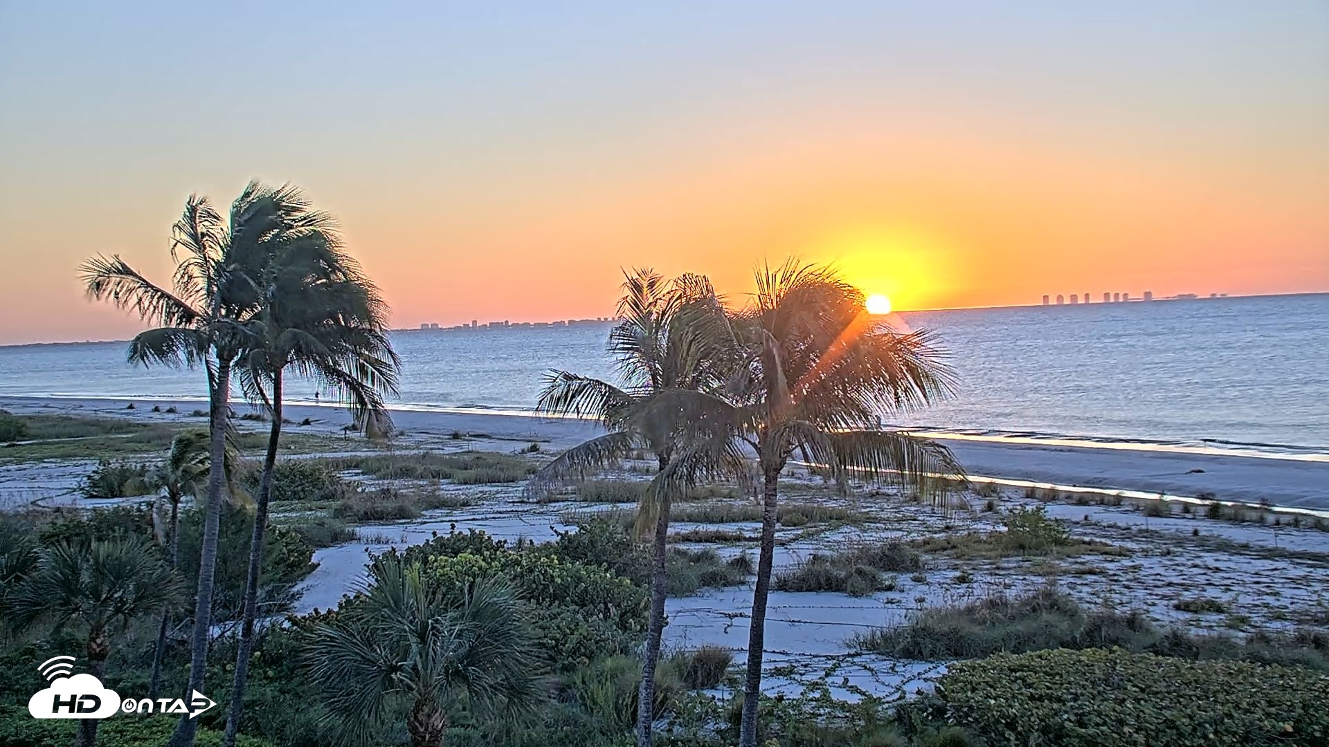 Snapshot of Oceans Reach Sanibel Island Live Cam taken Oct 21, 2026, 7:32am EDT