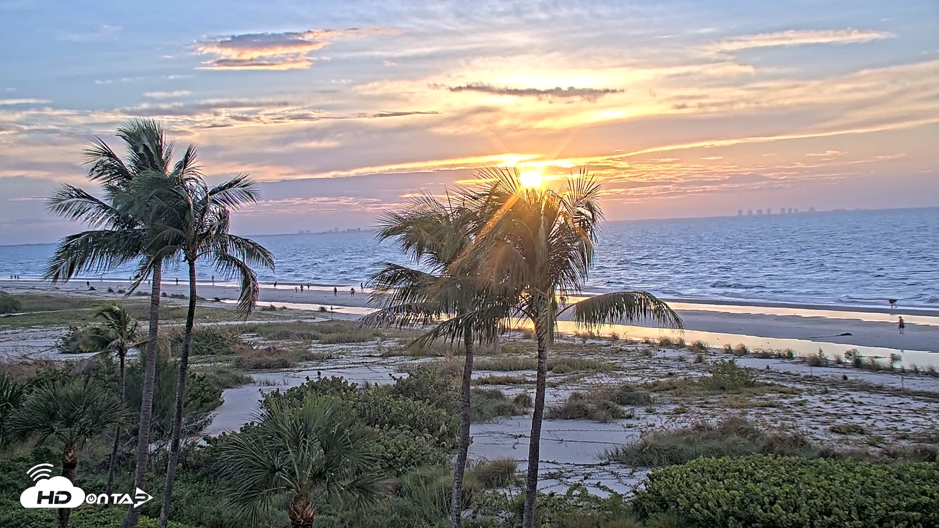 Snapshot of Oceans Reach Sanibel Island Live Cam taken Oct 11, 2026, 7:35am EDT