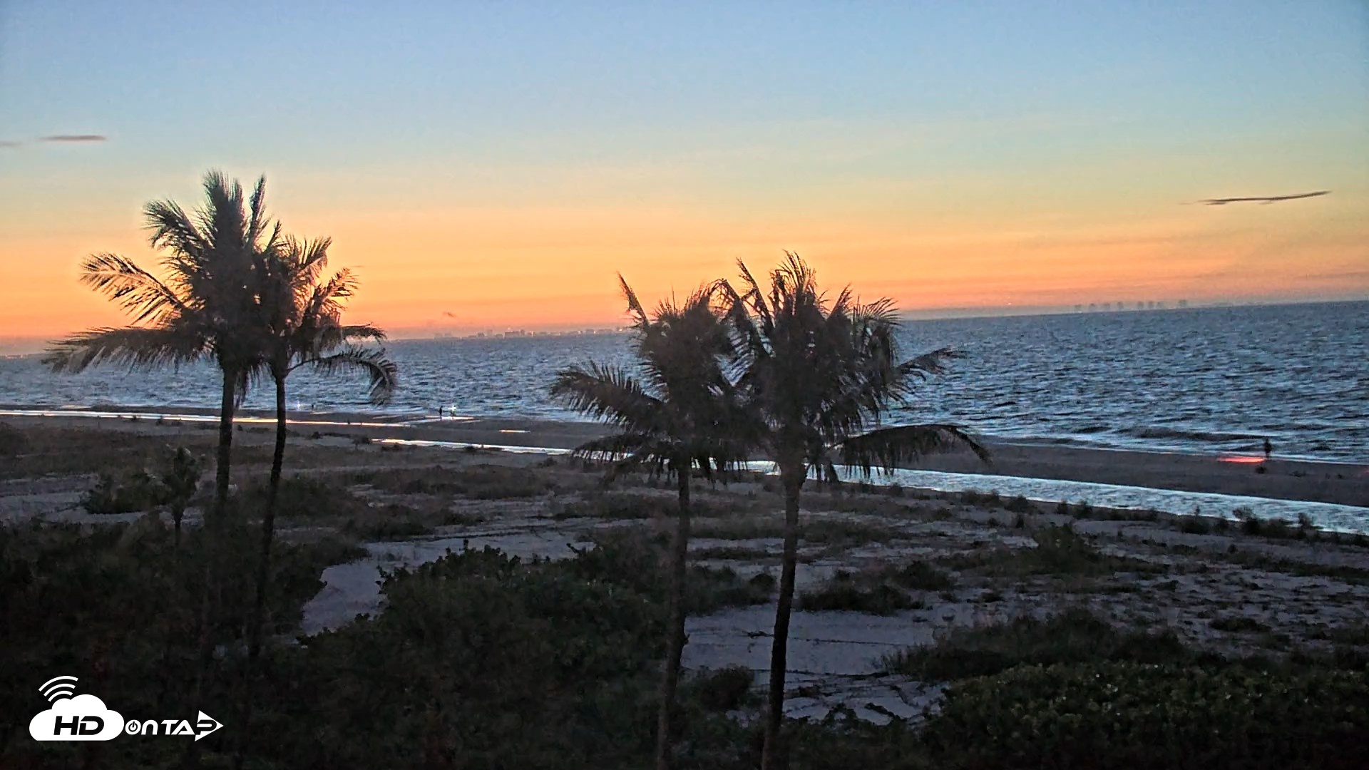 Snapshot of Oceans Reach Sanibel Island Live Cam taken Oct 4, 2026, 6:47am EDT