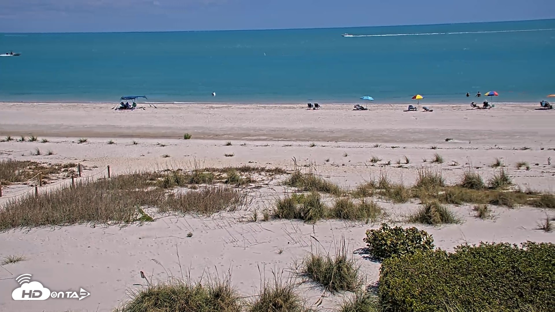 Snapshot of Oceans Reach Sanibel Island Live Cam taken Apr 17, 2026, 3:24pm EDT