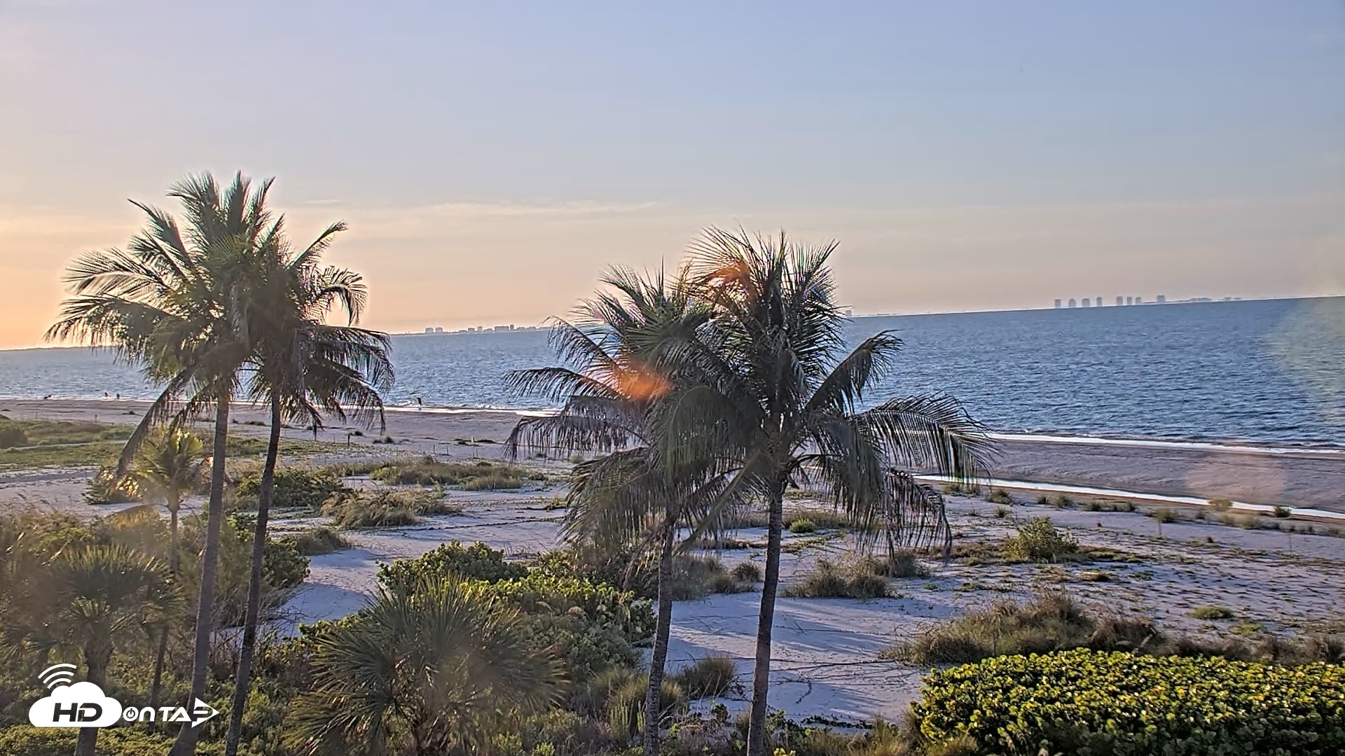 Snapshot of Oceans Reach Sanibel Island Live Cam taken Jun 25, 2026, 7:14am EDT