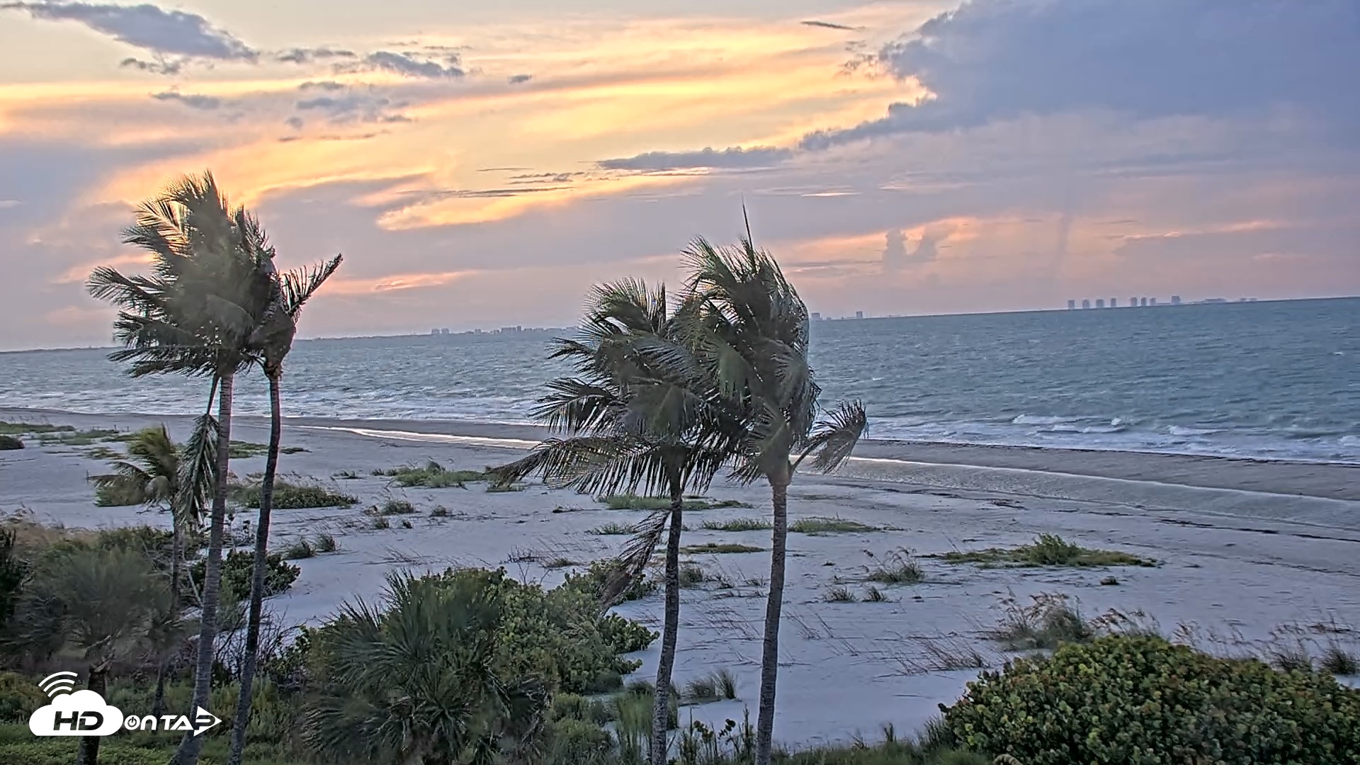 Snapshot of Oceans Reach Sanibel Island Live Cam taken Jul 16, 2025, 6:56am EDT