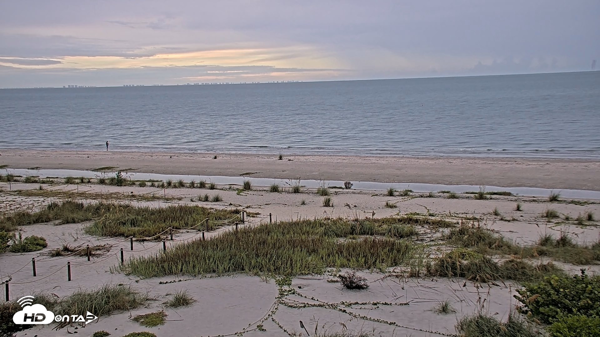 Snapshot of Oceans Reach Sanibel Island Live Cam taken Sep 10, 2026, 7:04pm EDT