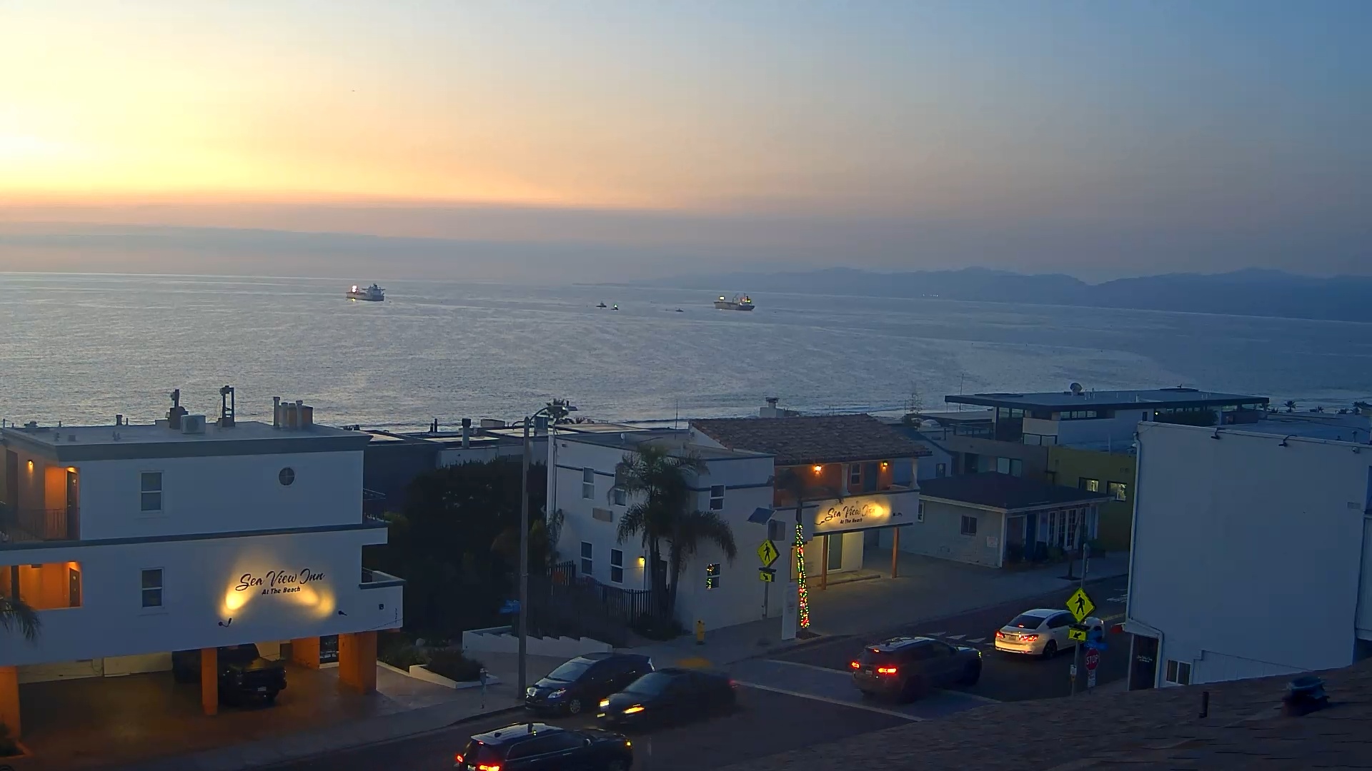 Snapshot of Sea View Inn Manhattan Beach Live Webcam taken Jan 30, 2025, 5:35pm PST