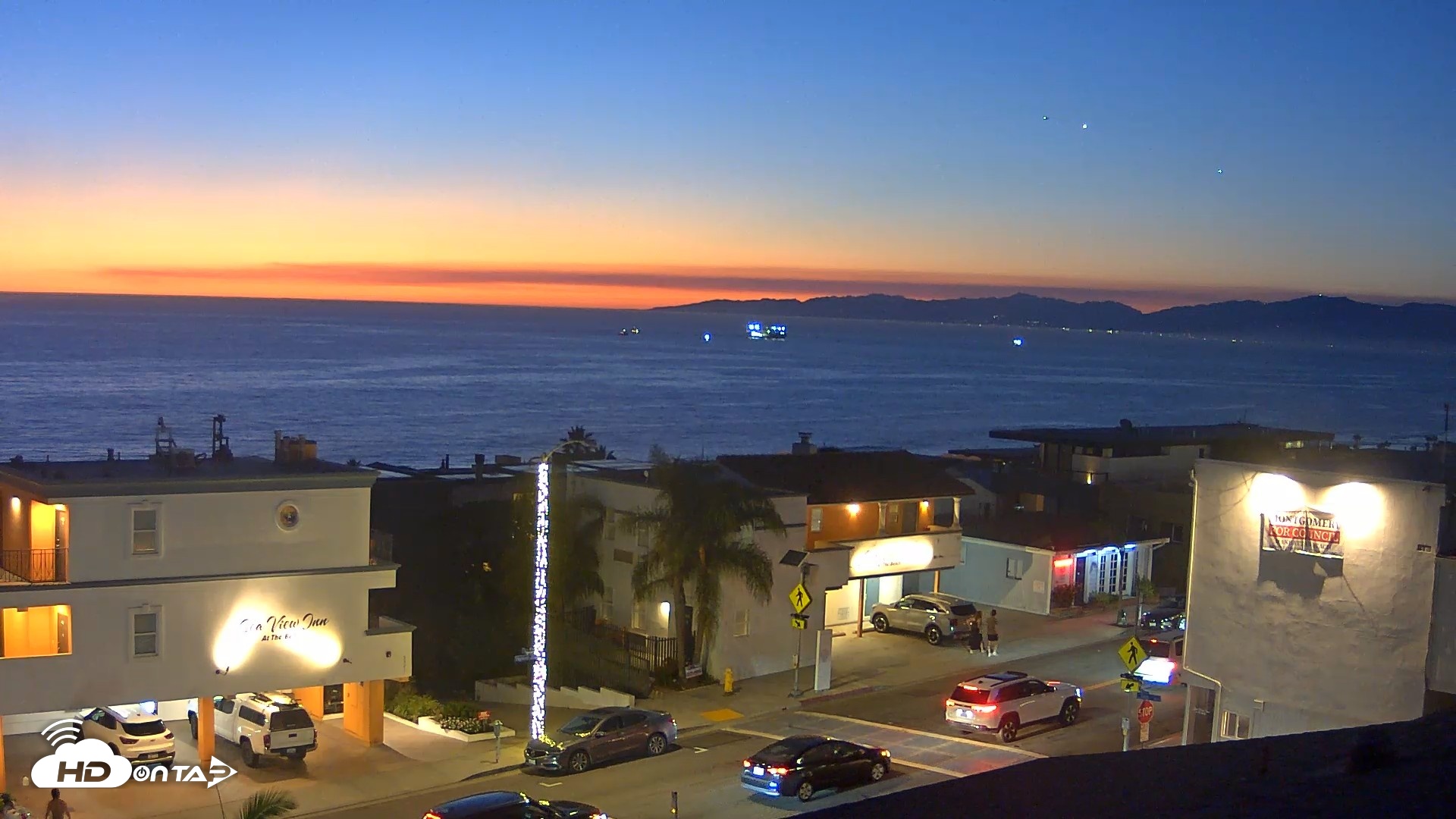 Snapshot of Sea View Inn Manhattan Beach Live Webcam taken Oct 3, 2026, 7:06pm PDT