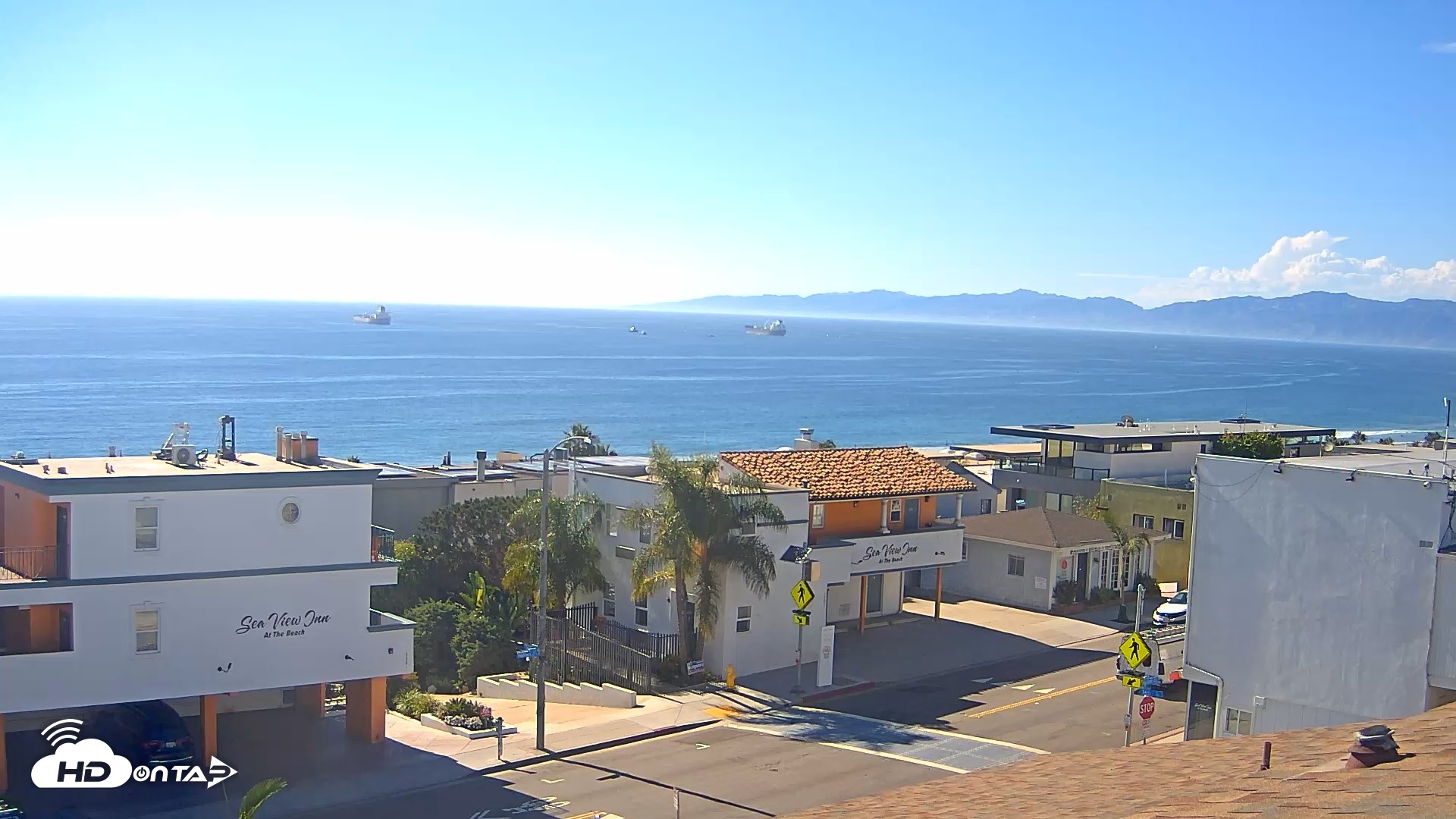 Snapshot of Sea View Inn Manhattan Beach Live Webcam taken Sep 9, 2026, 4:05pm PDT