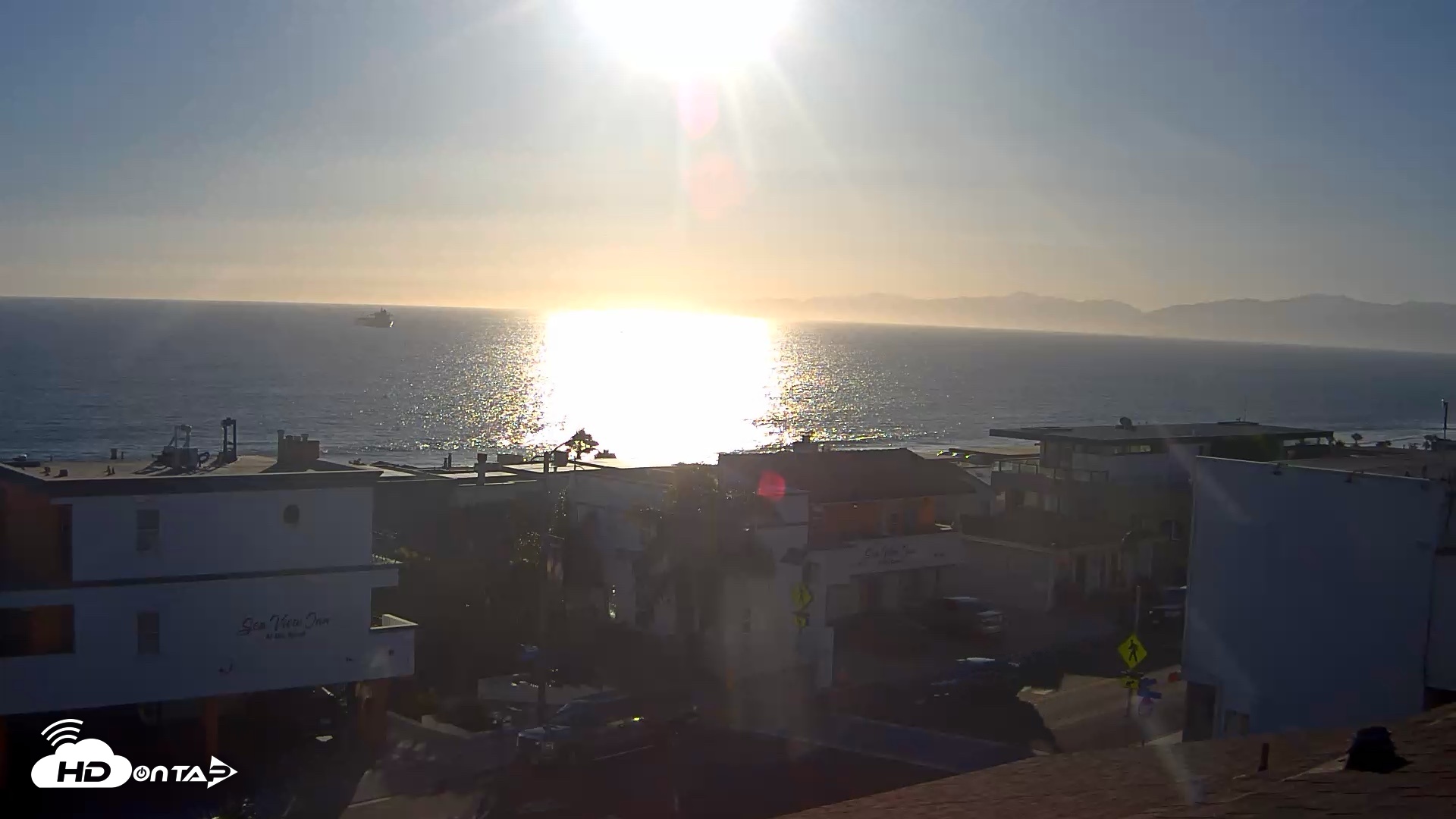 Snapshot of Sea View Inn Manhattan Beach Live Webcam taken Jun 20, 2026, 6:57pm PDT