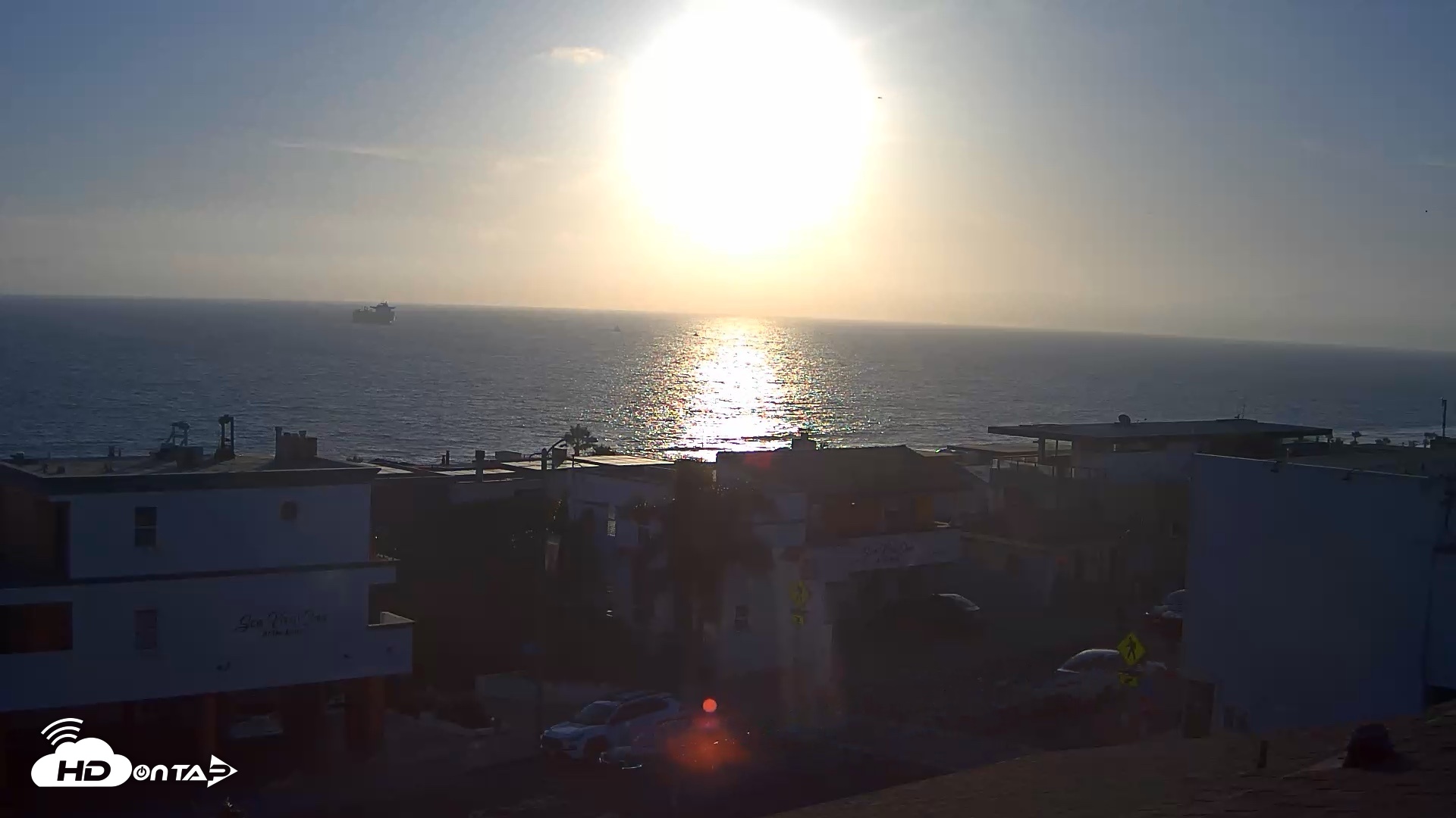 Snapshot of Sea View Inn Manhattan Beach Live Webcam taken Jun 2, 2026, 7:20pm PDT