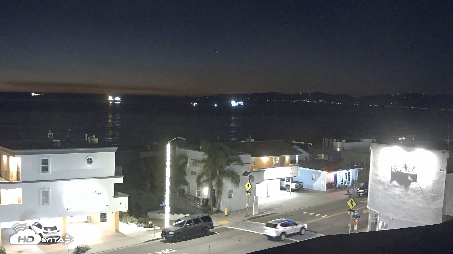 Snapshot of Sea View Inn Manhattan Beach Live Webcam taken Oct 4, 2026, 7:27pm PDT