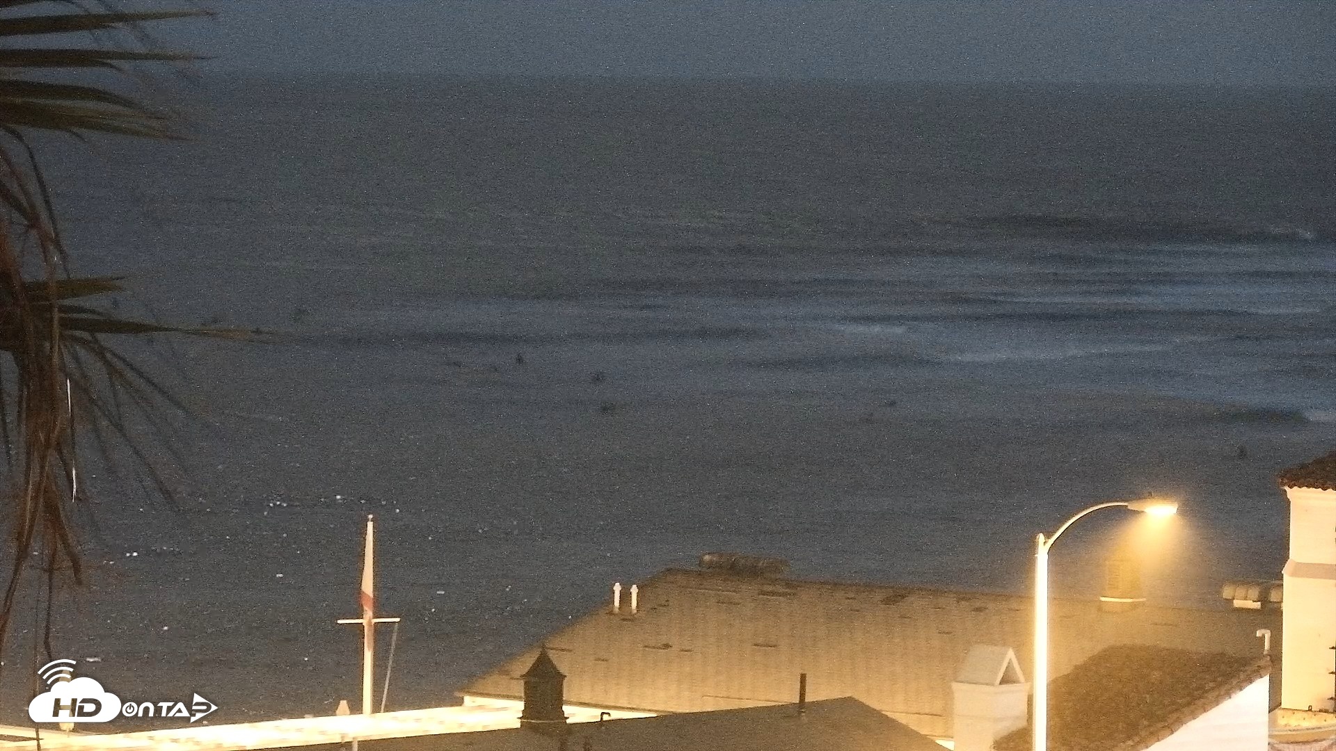 Snapshot of Malibu Point Live Surf Cam taken Jul 22, 2026, 8:42pm PDT