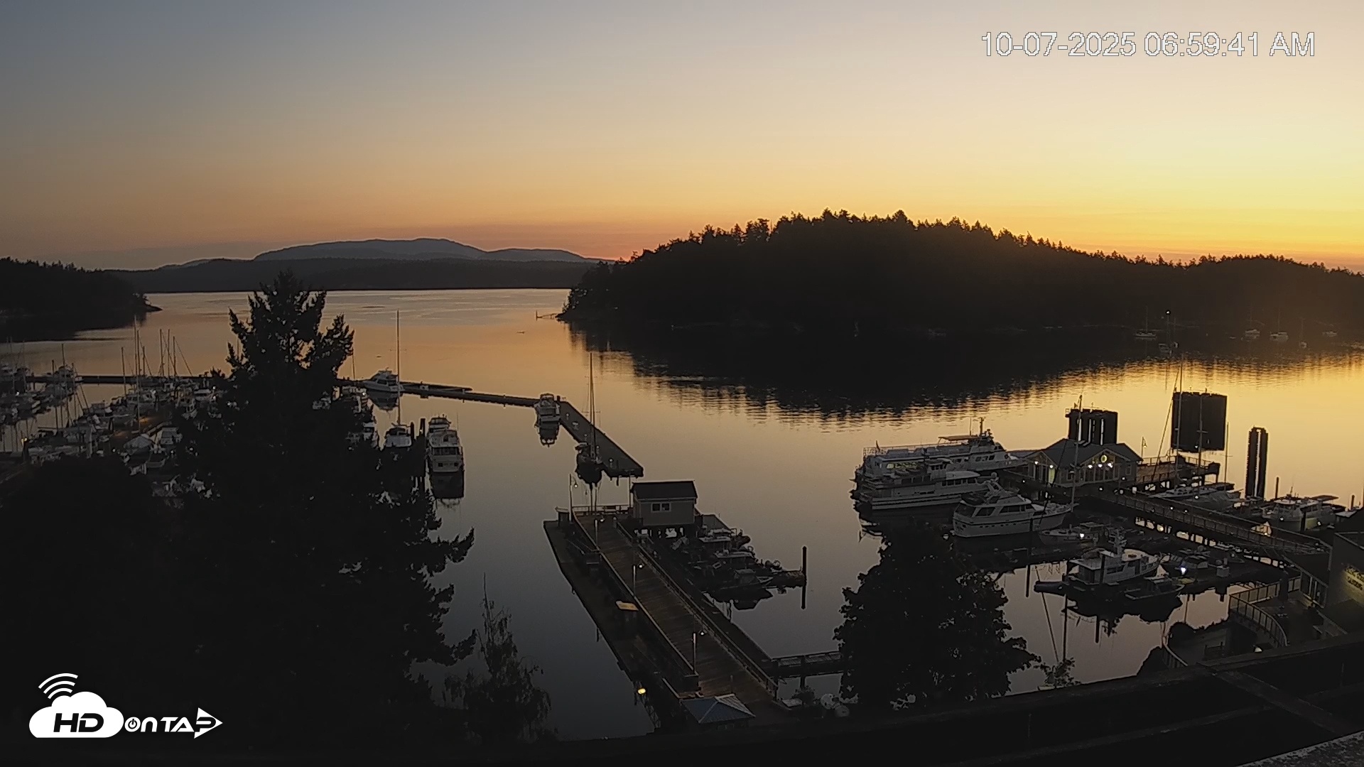 Snapshot of Friday Harbor - San Juan Island Live Webcam taken Oct 7, 2025, 7:00am PDT