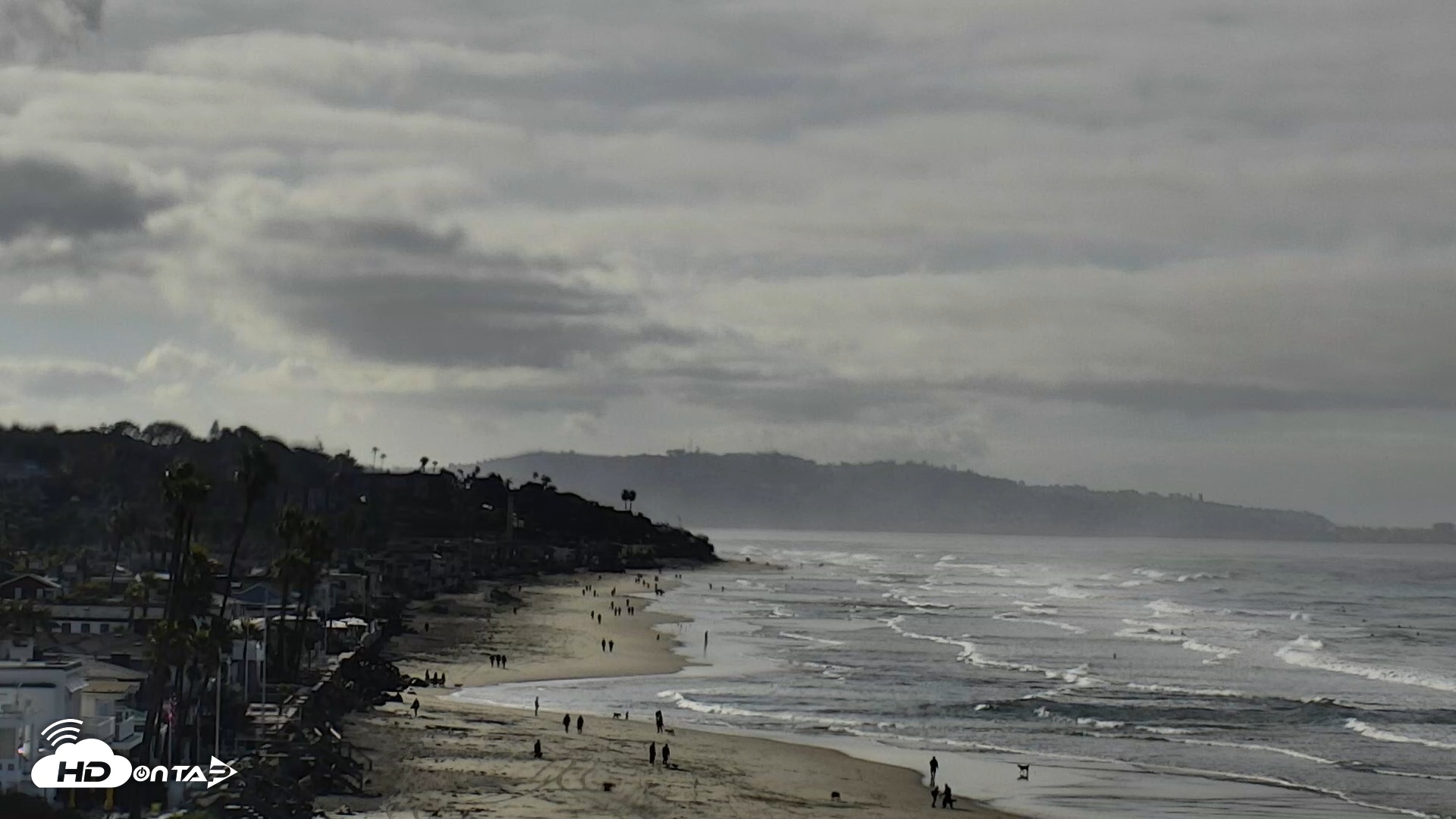 Snapshot of Del Mar Beach North Live Webcam taken Feb 8, 2025, 9:17am PST