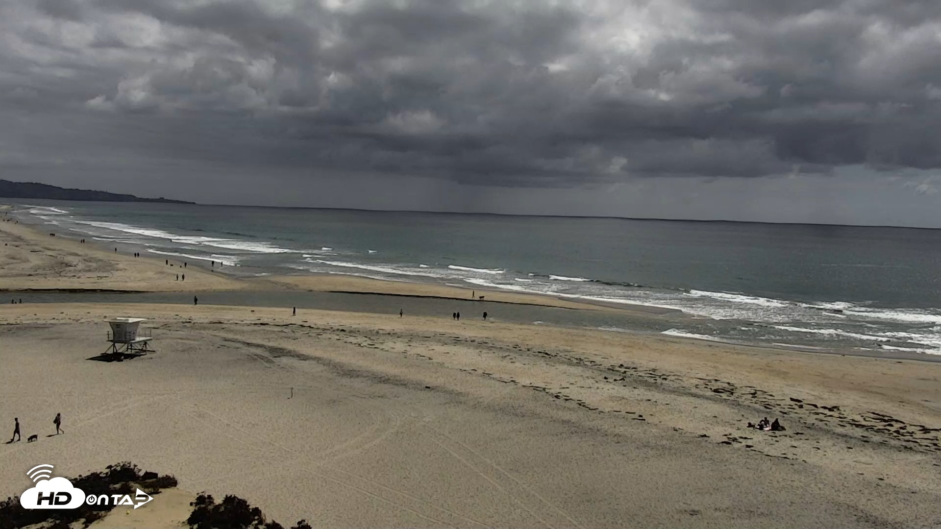Snapshot of Del Mar Beach North Live Webcam taken Apr 27, 2026, 2:29pm PDT