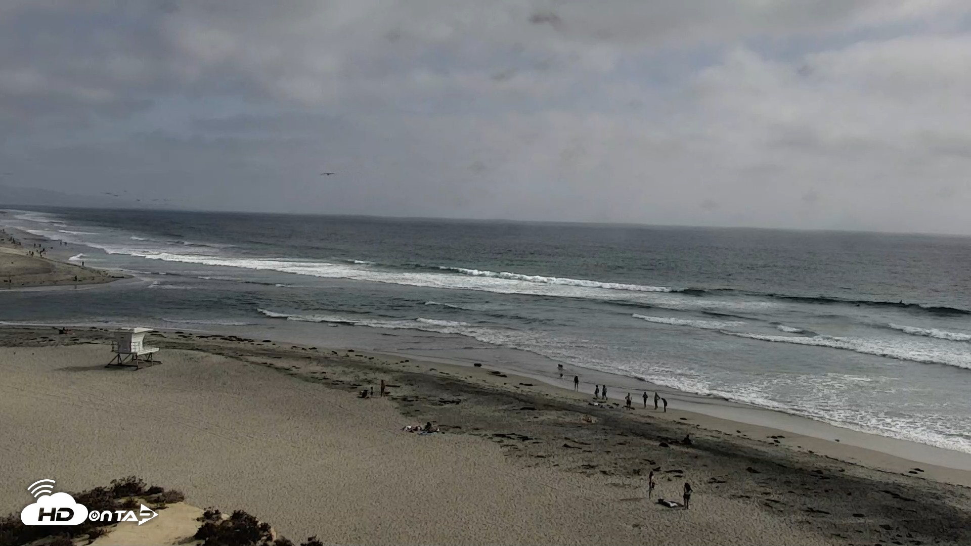 Snapshot of Del Mar Beach North Live Webcam taken May 21, 2026, 4:44pm PDT