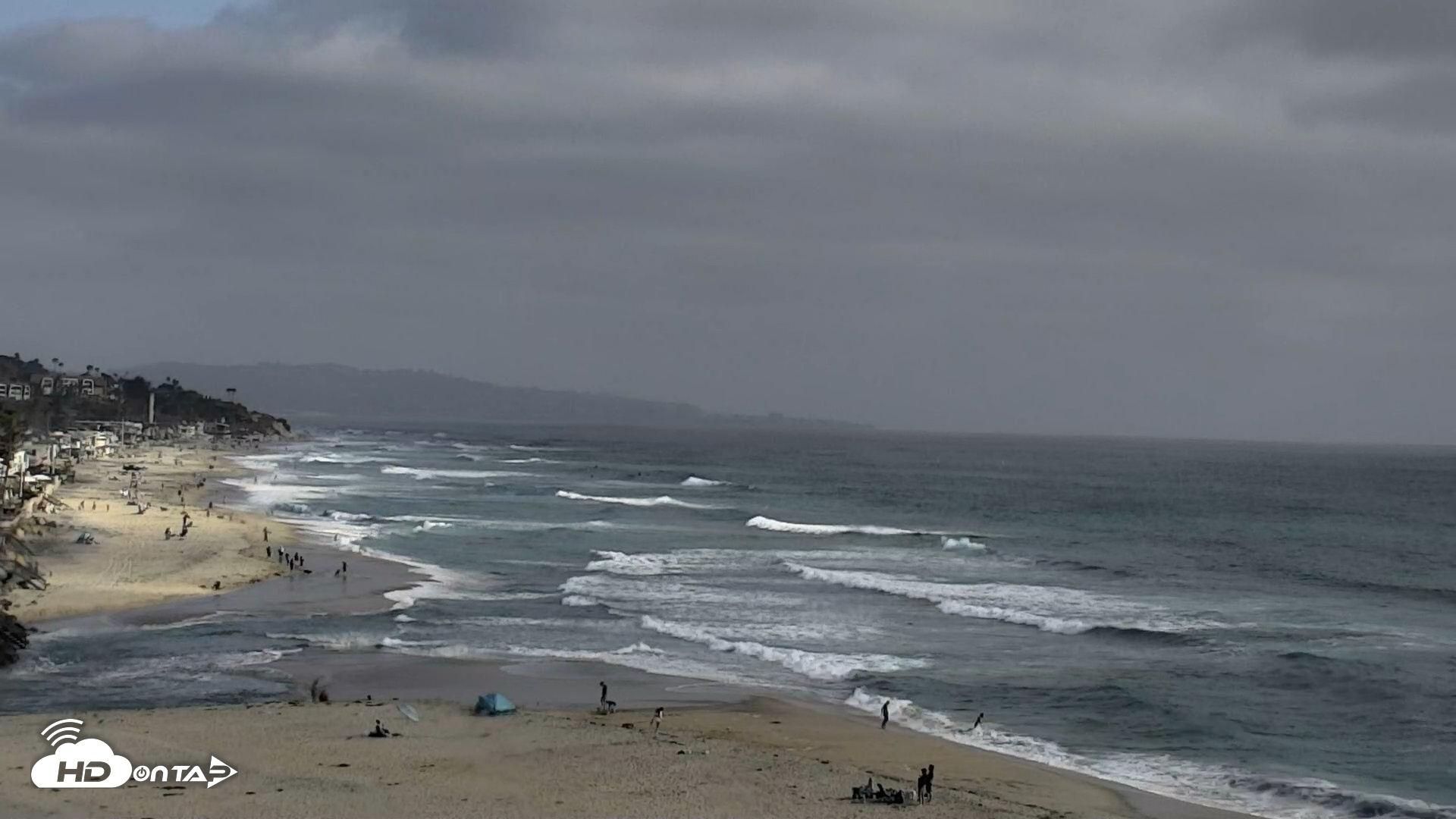 Snapshot of Del Mar Beach North Live Webcam taken May 23, 2025, 5:41pm PDT
