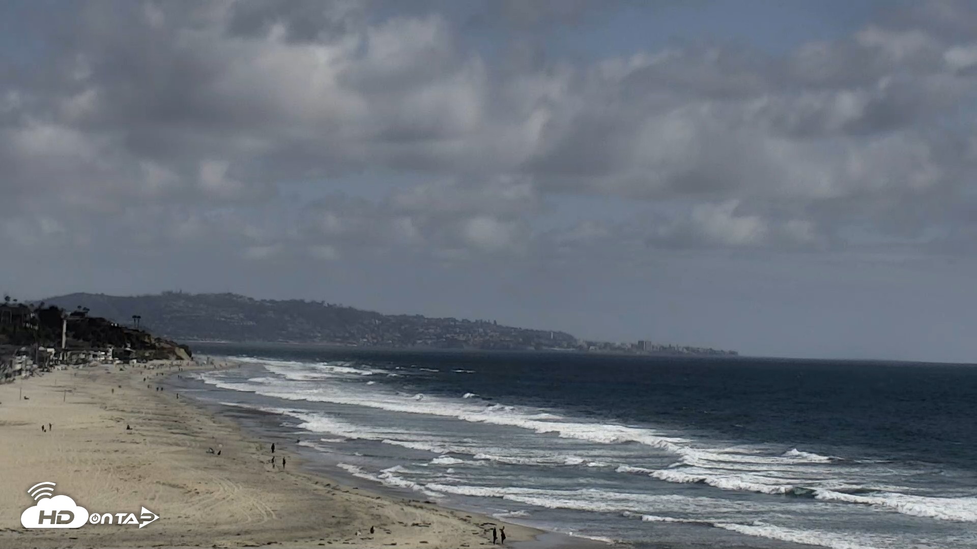 Snapshot of Del Mar Beach North Live Webcam taken May 26, 2026, 4:08pm PDT
