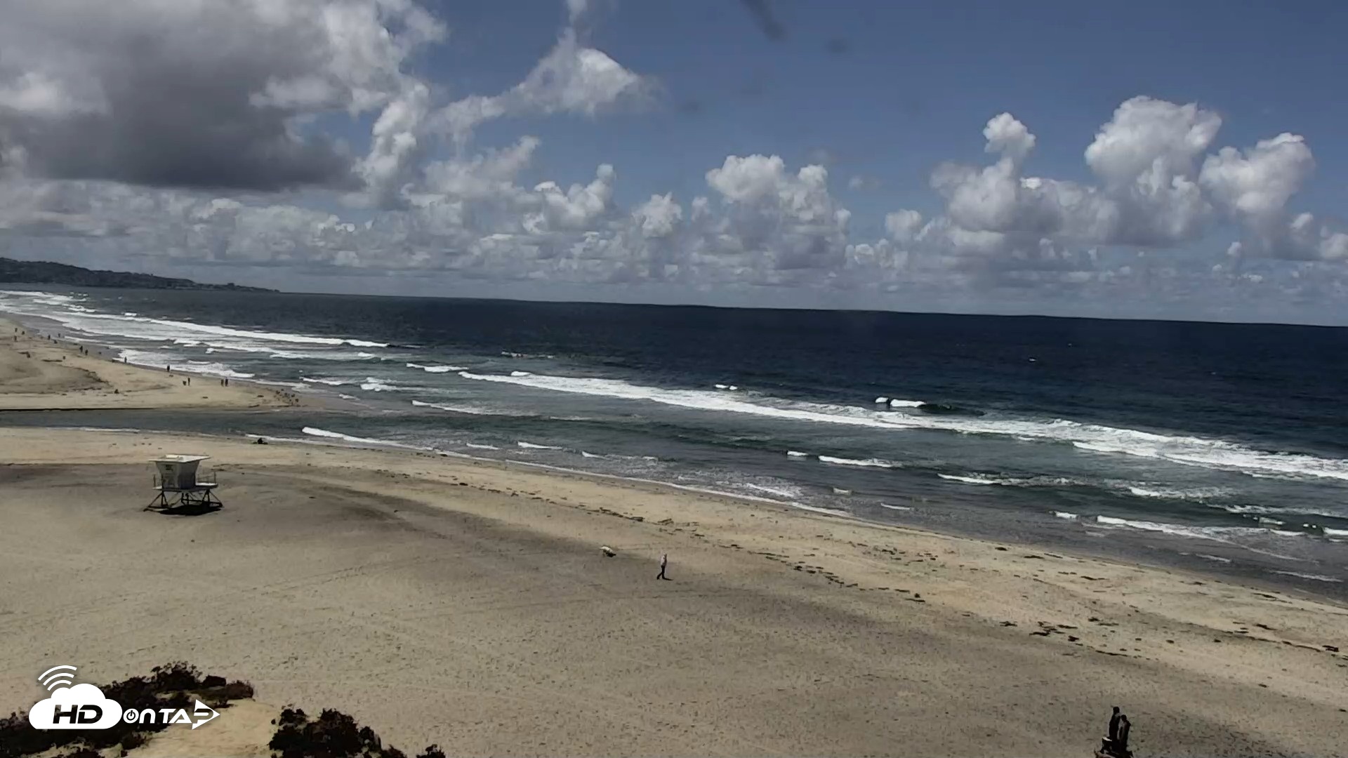 Snapshot of Del Mar Beach North Live Webcam taken May 5, 2026, 11:57am PDT