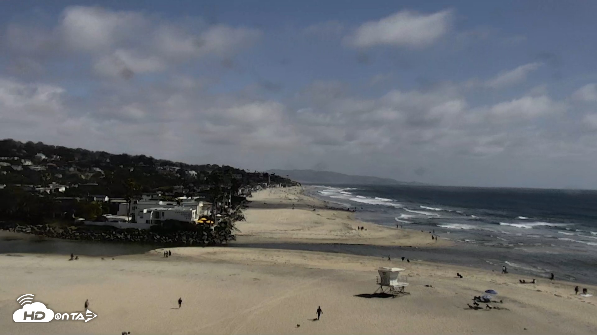 Snapshot of Del Mar Beach North Live Webcam taken May 14, 2026, 3:33pm PDT