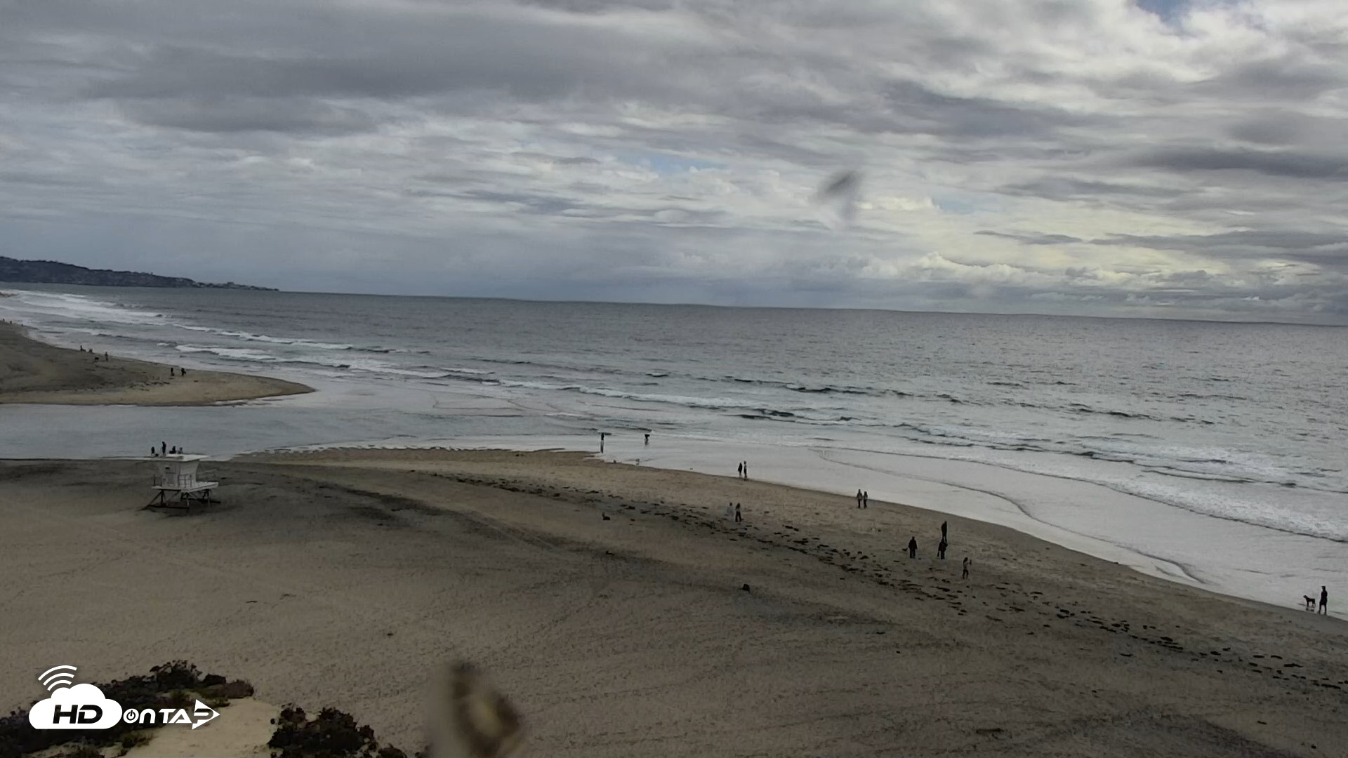 Snapshot of Del Mar Beach North Live Webcam taken Apr 12, 2026, 4:40pm PDT