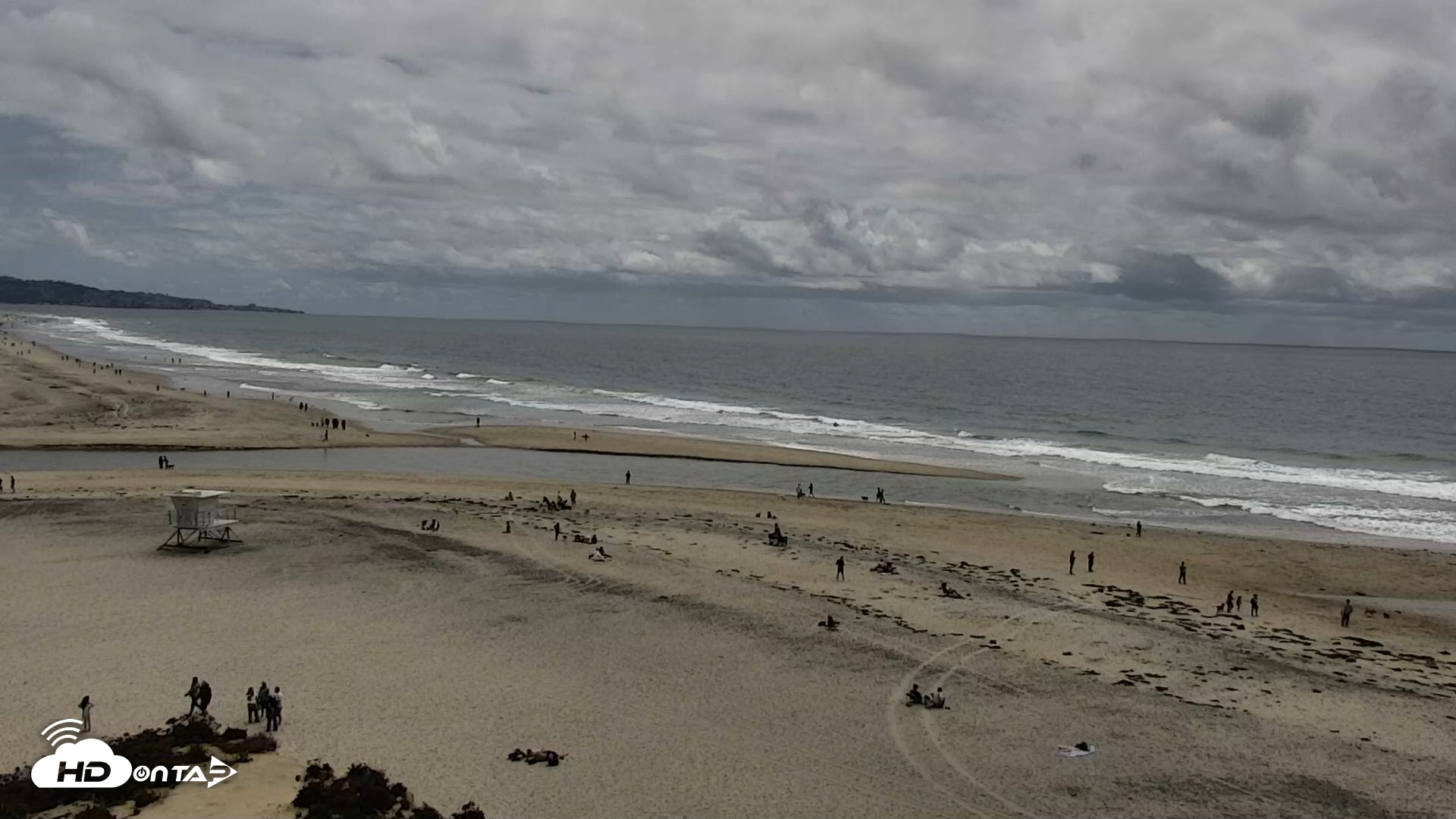 Snapshot of Del Mar Beach North Live Webcam taken Apr 26, 2026, 1:54pm PDT