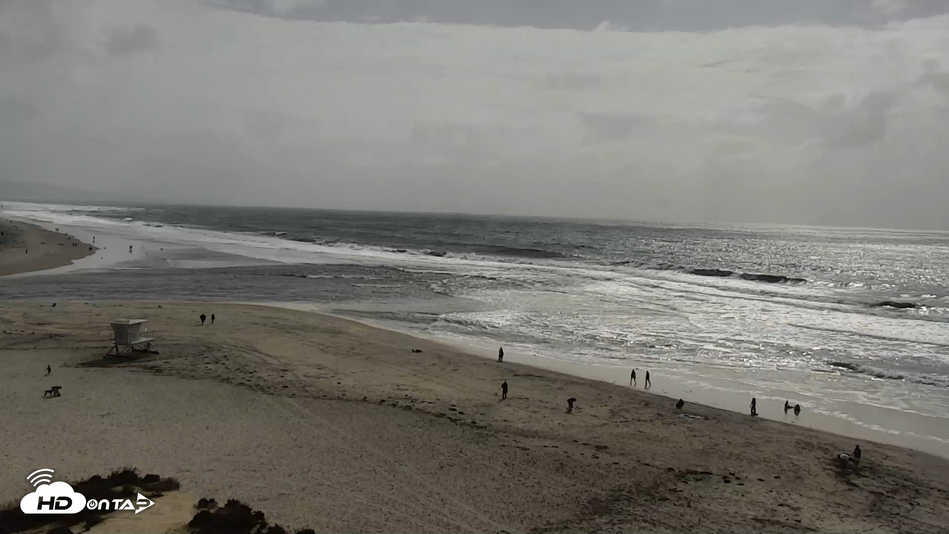 Snapshot of Del Mar Beach North Live Webcam taken Oct 11, 2026, 2:34pm PDT